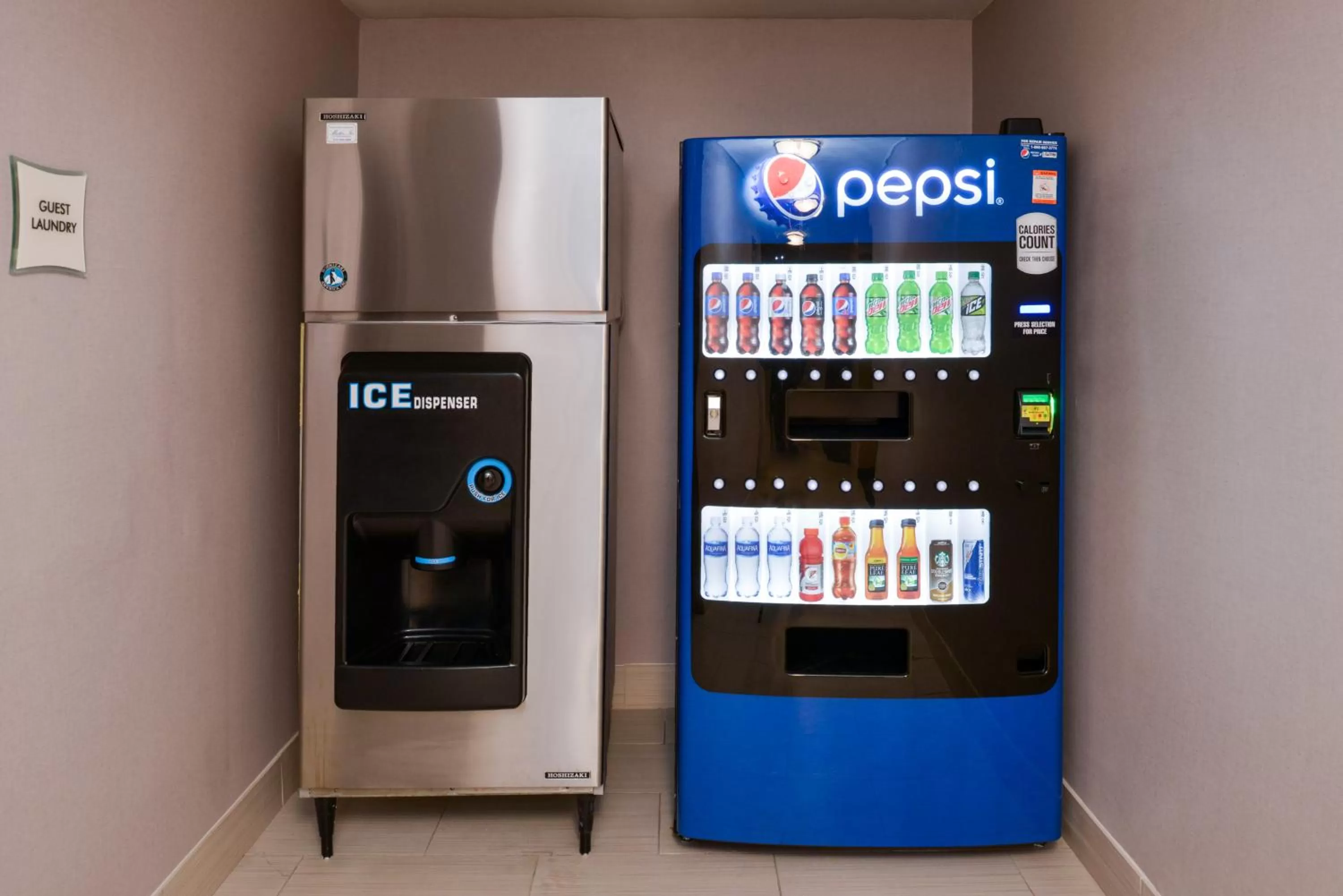 Drinks in La Quinta by Wyndham Indianapolis South