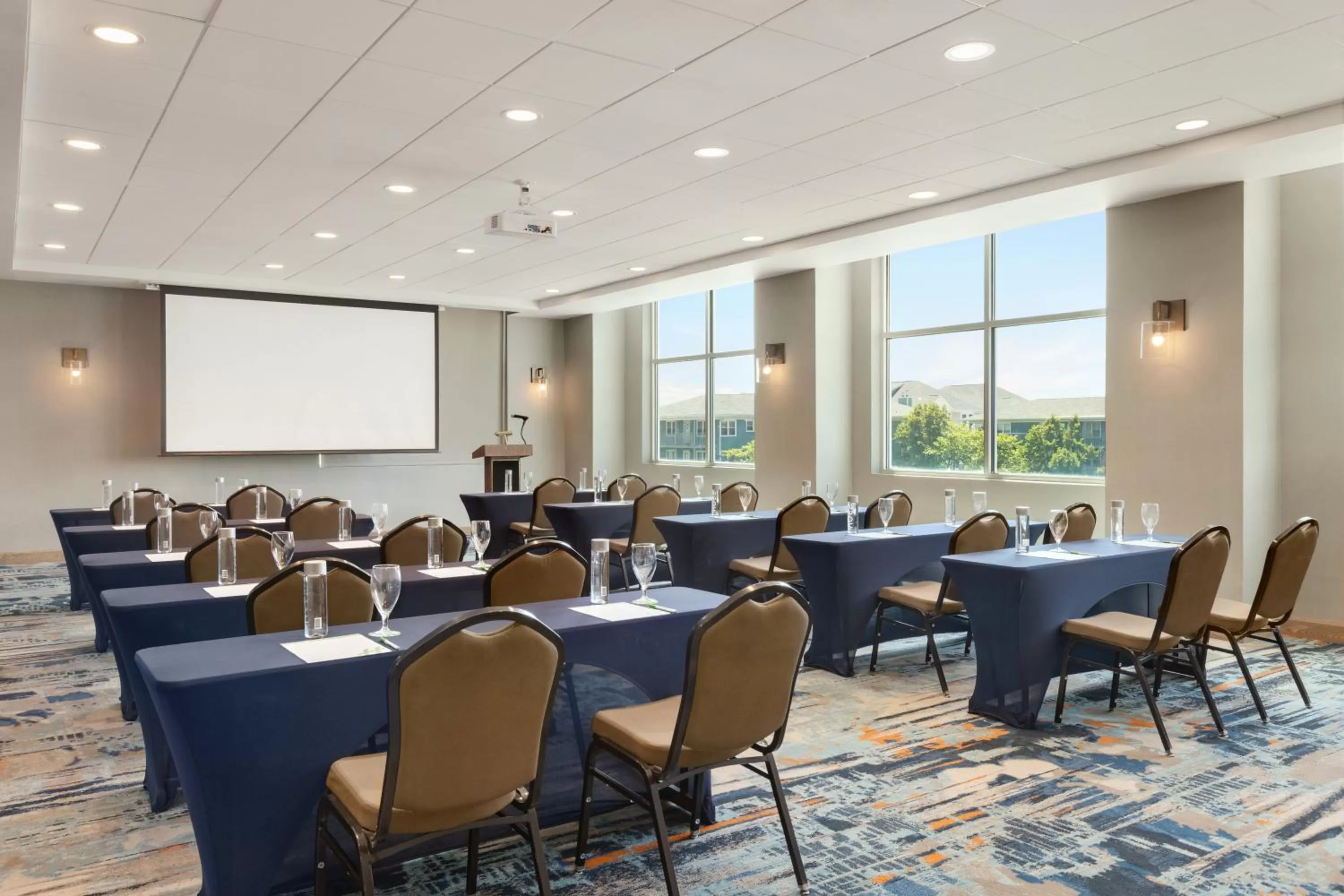 Meeting/conference room in Holiday Inn & Suites Ocean City by IHG