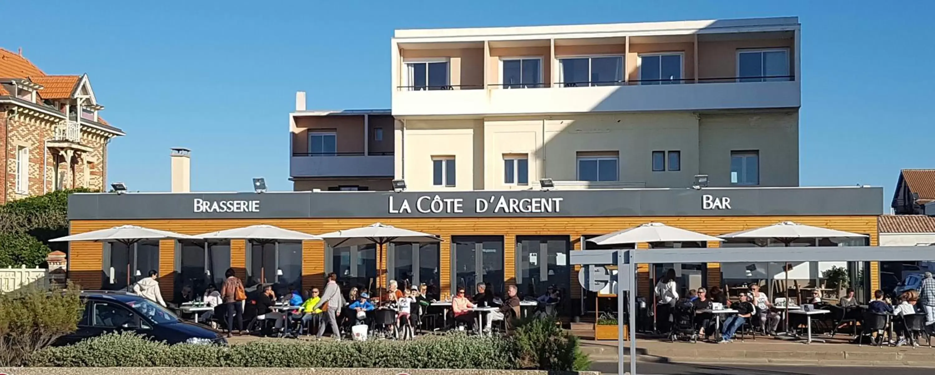 Property building in Hotel Cote d'Argent