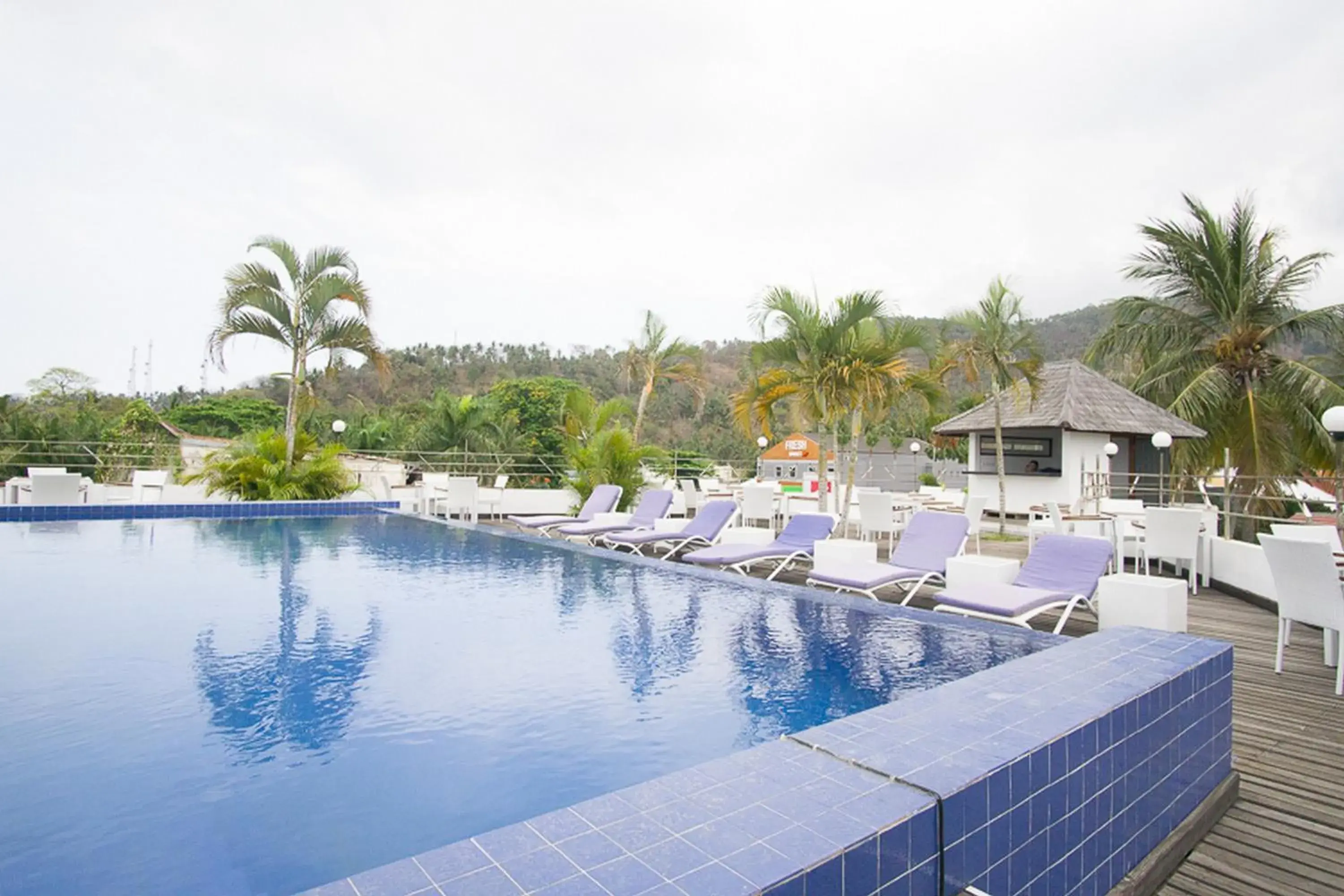 Swimming Pool in Taman Unique Hotel