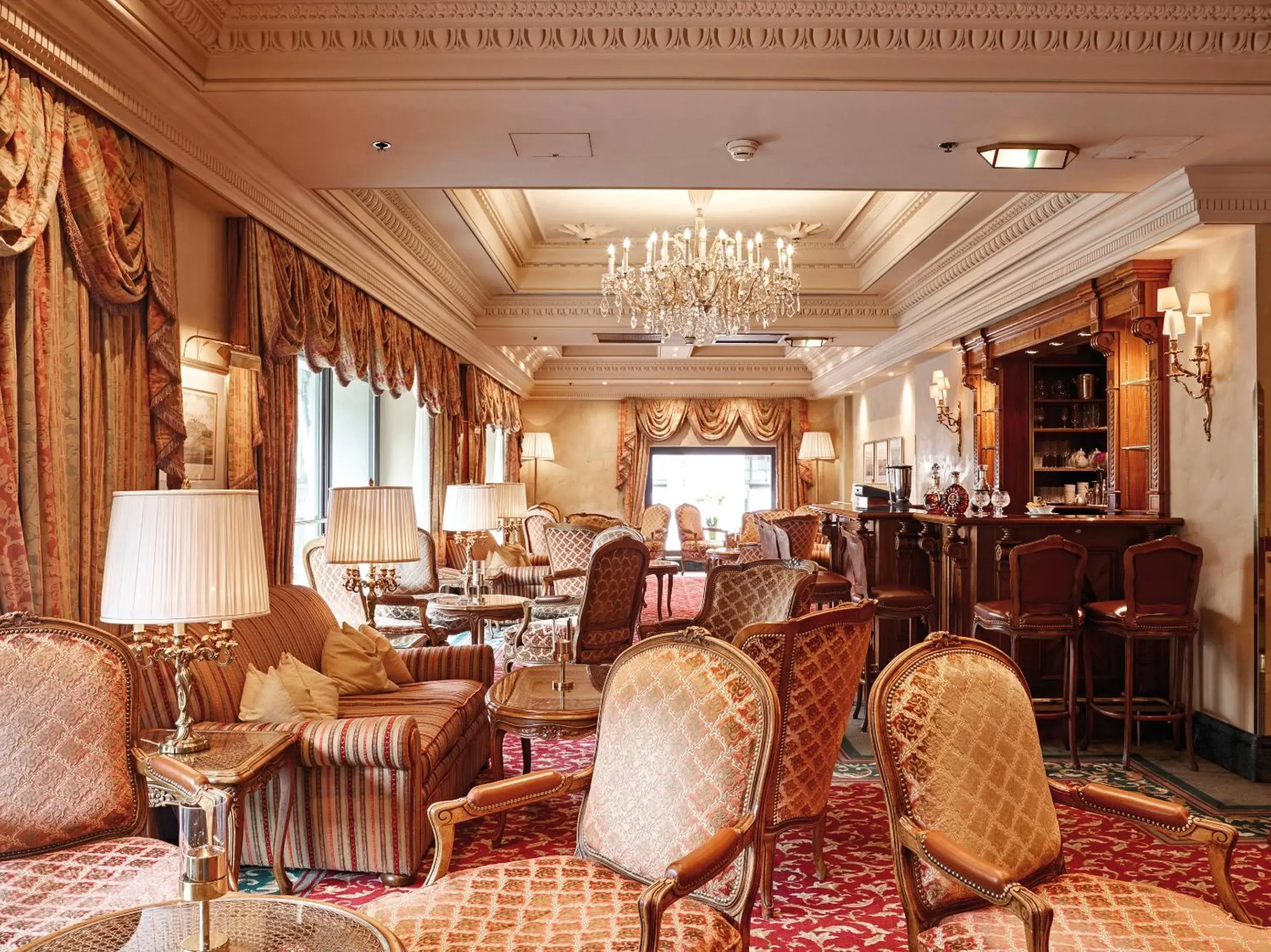 Lounge or bar, Restaurant/Places to Eat in Grand Hotel Wien