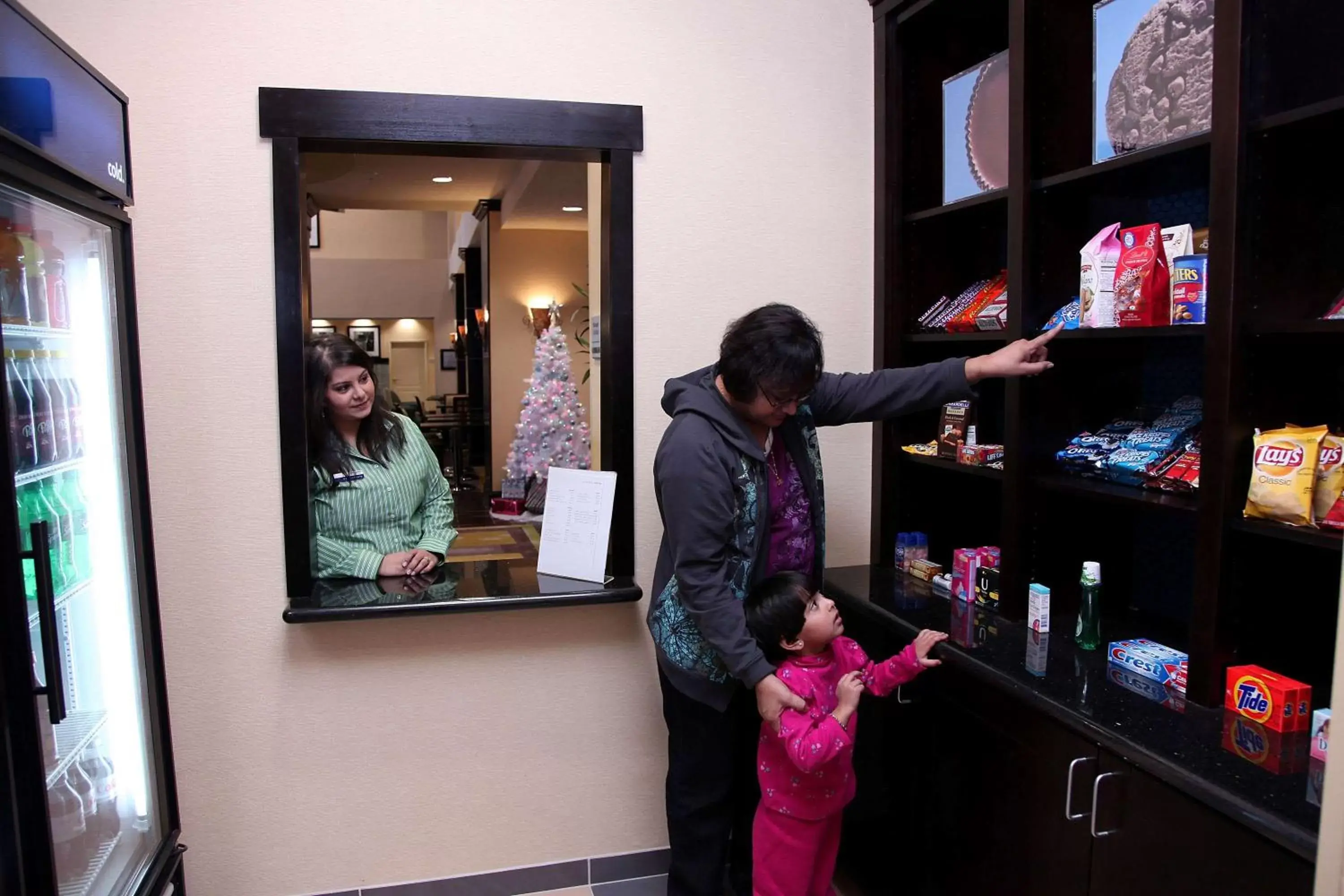 Restaurant/places to eat in Hampton Inn & Suites Carlsbad Restaurant/places to eat in Hampton Inn & Suites Carlsbad