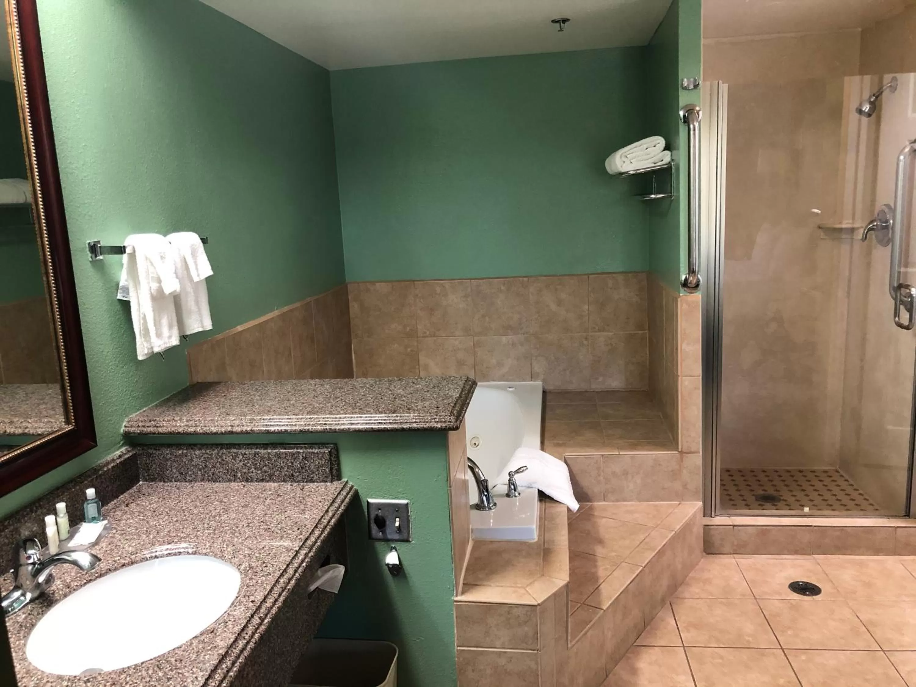 Bathroom in Quality Inn Hemet - San Jacinto