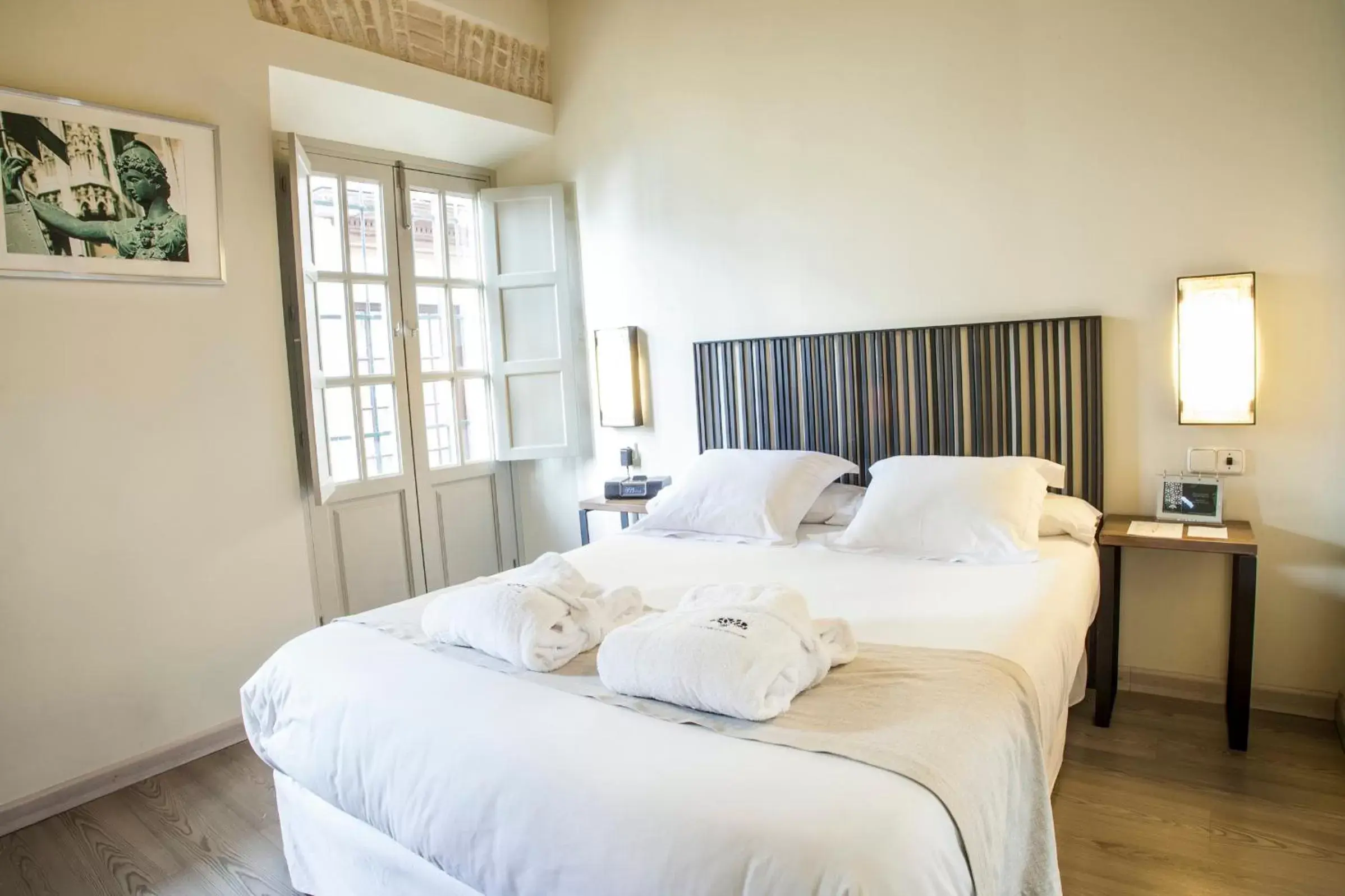 Photo of the whole room, Bed in Hotel Boutique Casas de Santa Cruz