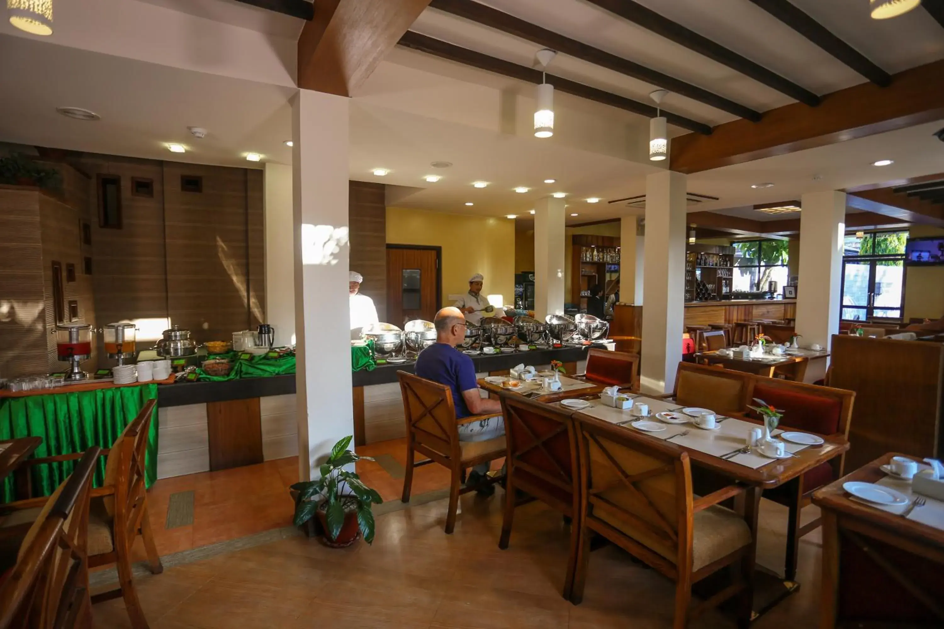 Food, Restaurant/Places to Eat in Atithi Resort & Spa