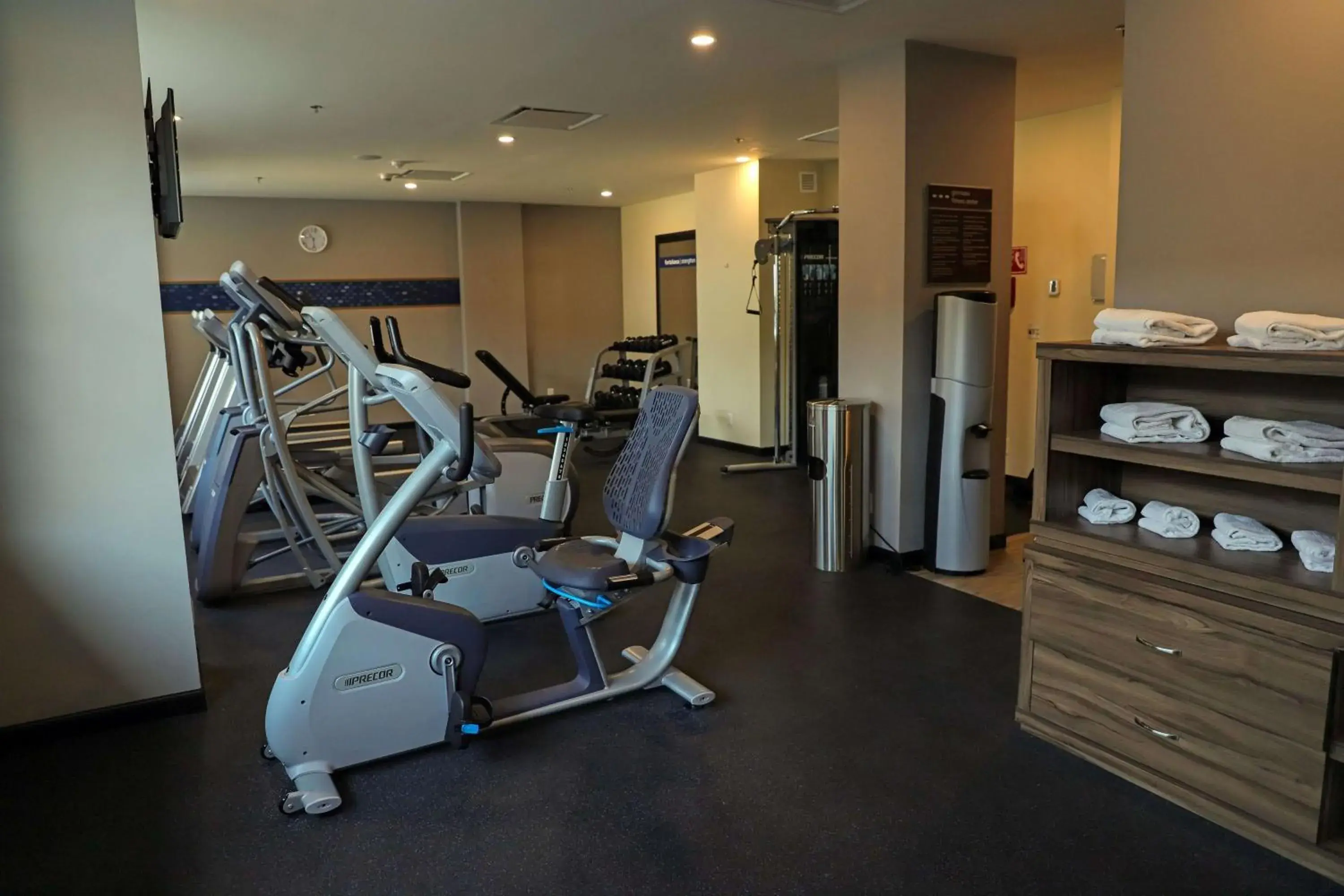 Fitness centre/facilities in Hampton Inn by Hilton Irapuato Fitness centre/facilities in Hampton Inn by Hilton Irapuato