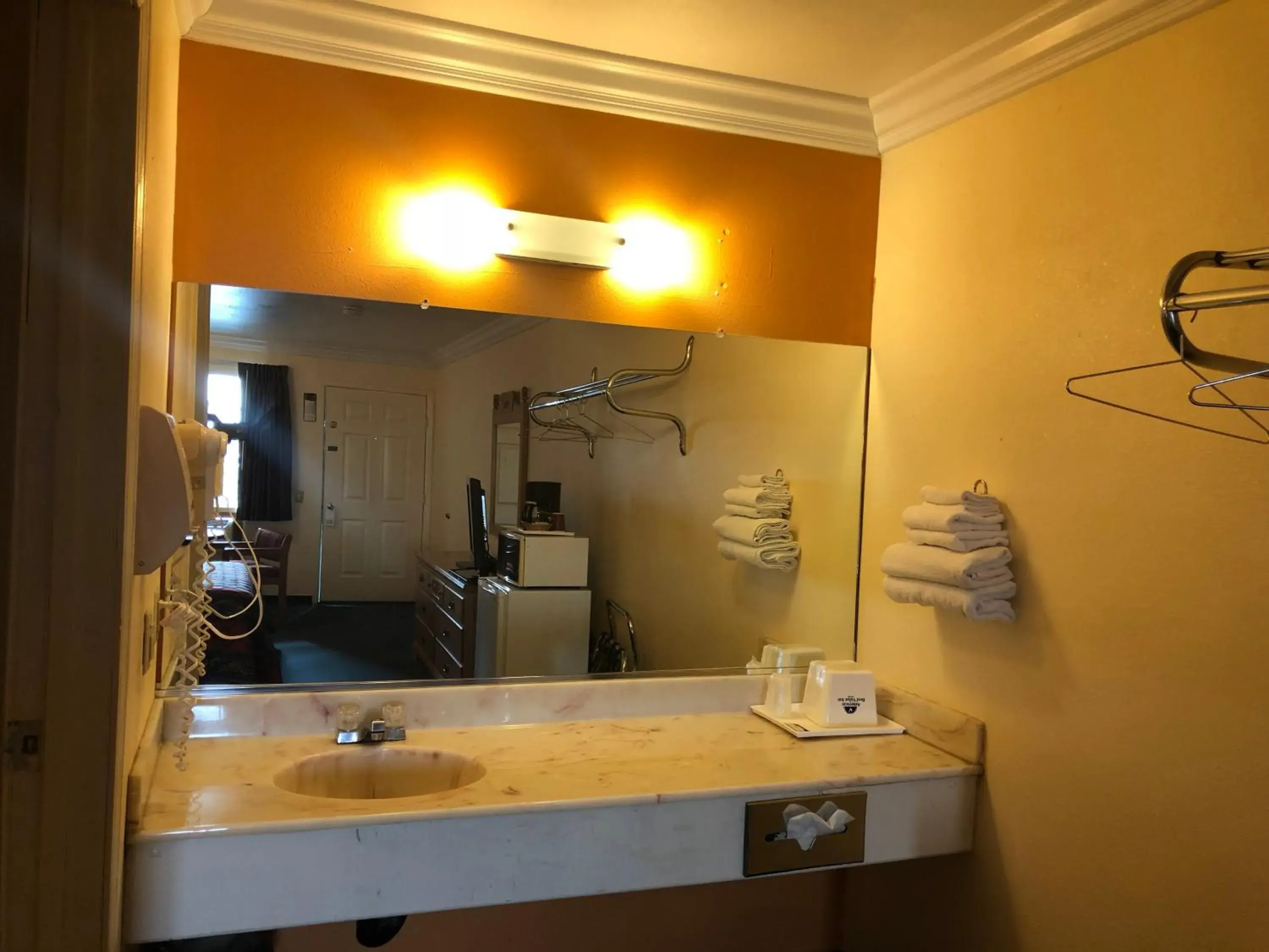 Bathroom in Americas Best Value Inn Mojave