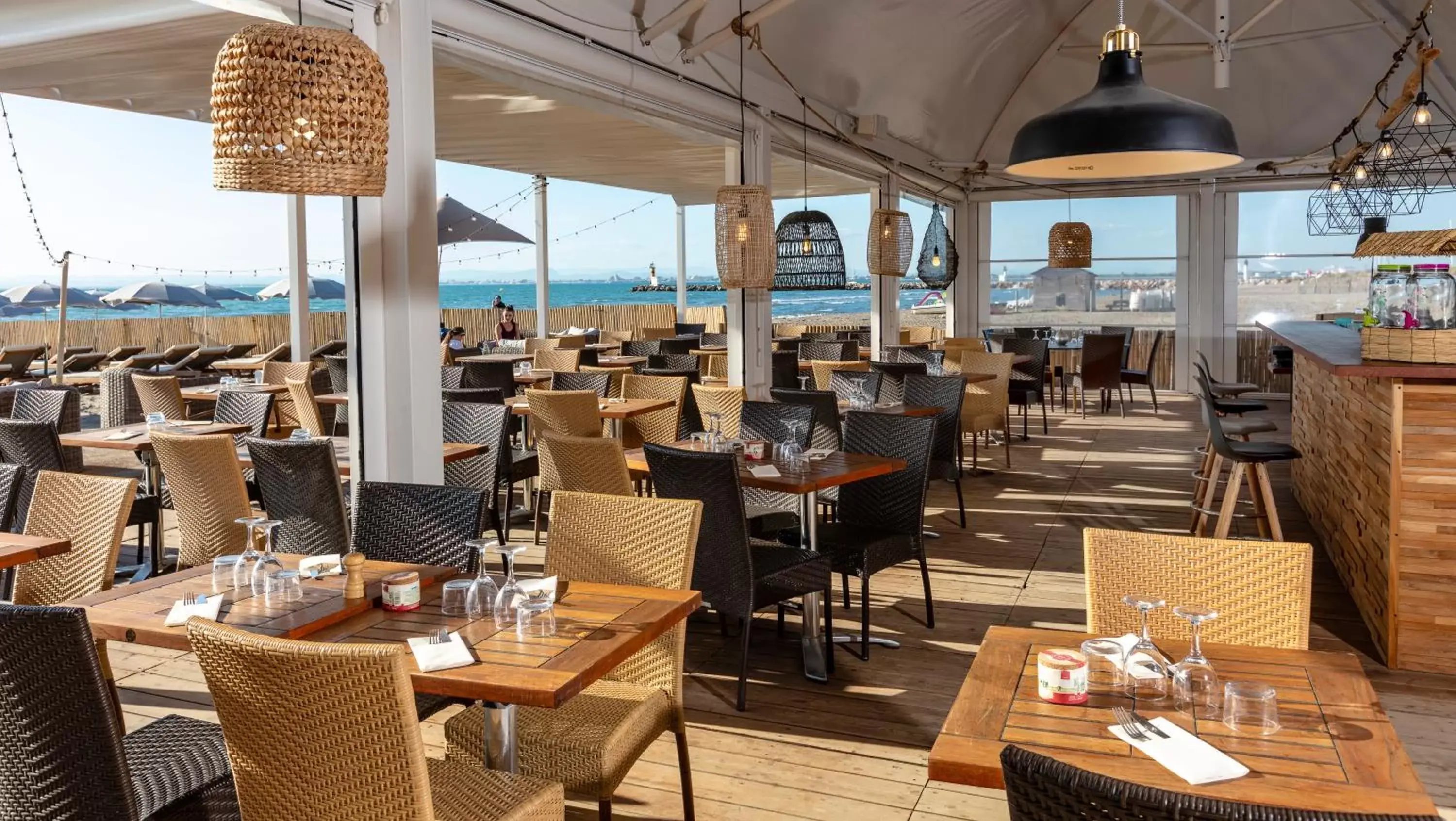 Patio, Restaurant/Places to Eat in Thalazur Port-Camargue - Hotel & Spa