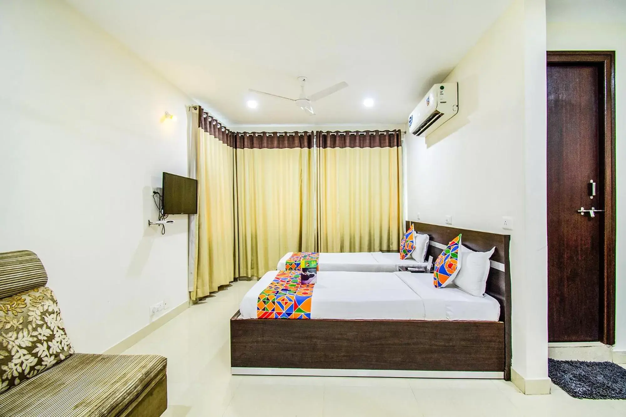 Bed in FabHotel Pride Inn - Nr TCS Deccan Park, Hitech City Bed in FabHotel Pride Inn - Nr TCS Deccan Park, Hitech City