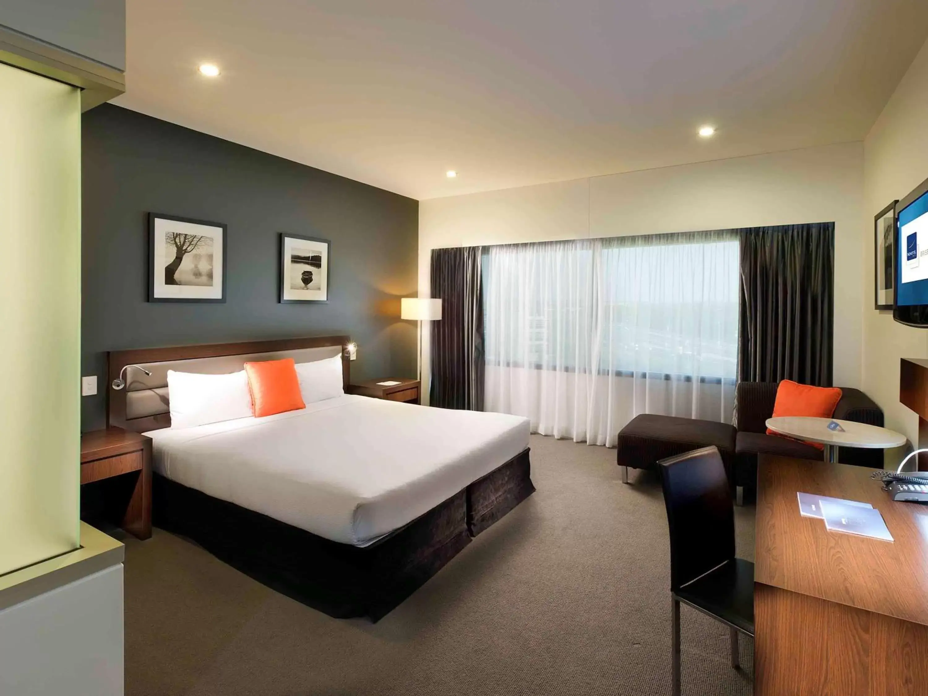 Photo of the whole room in Novotel Brisbane Airport