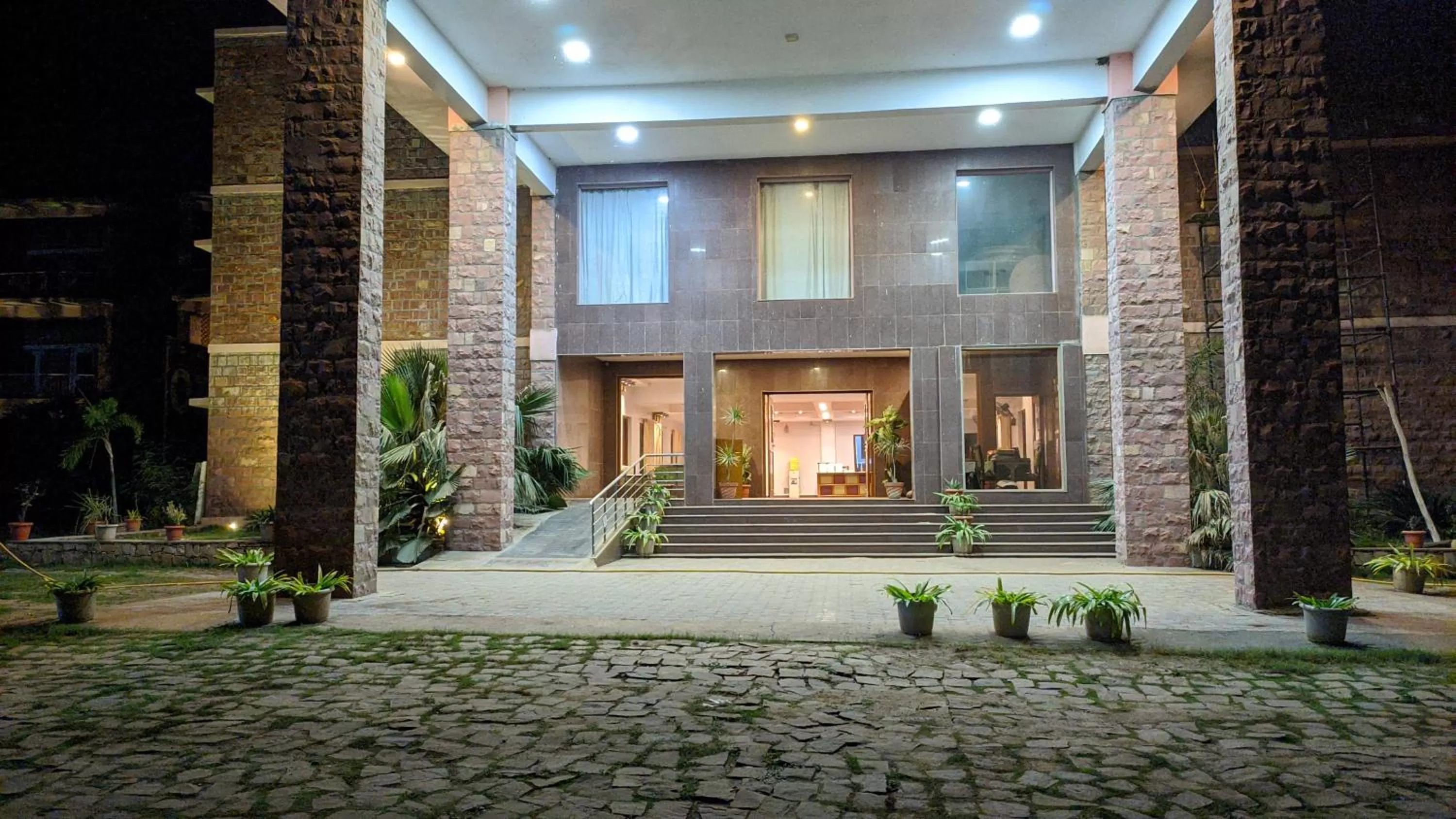 Facade/entrance in Kanthi Resorts Badami