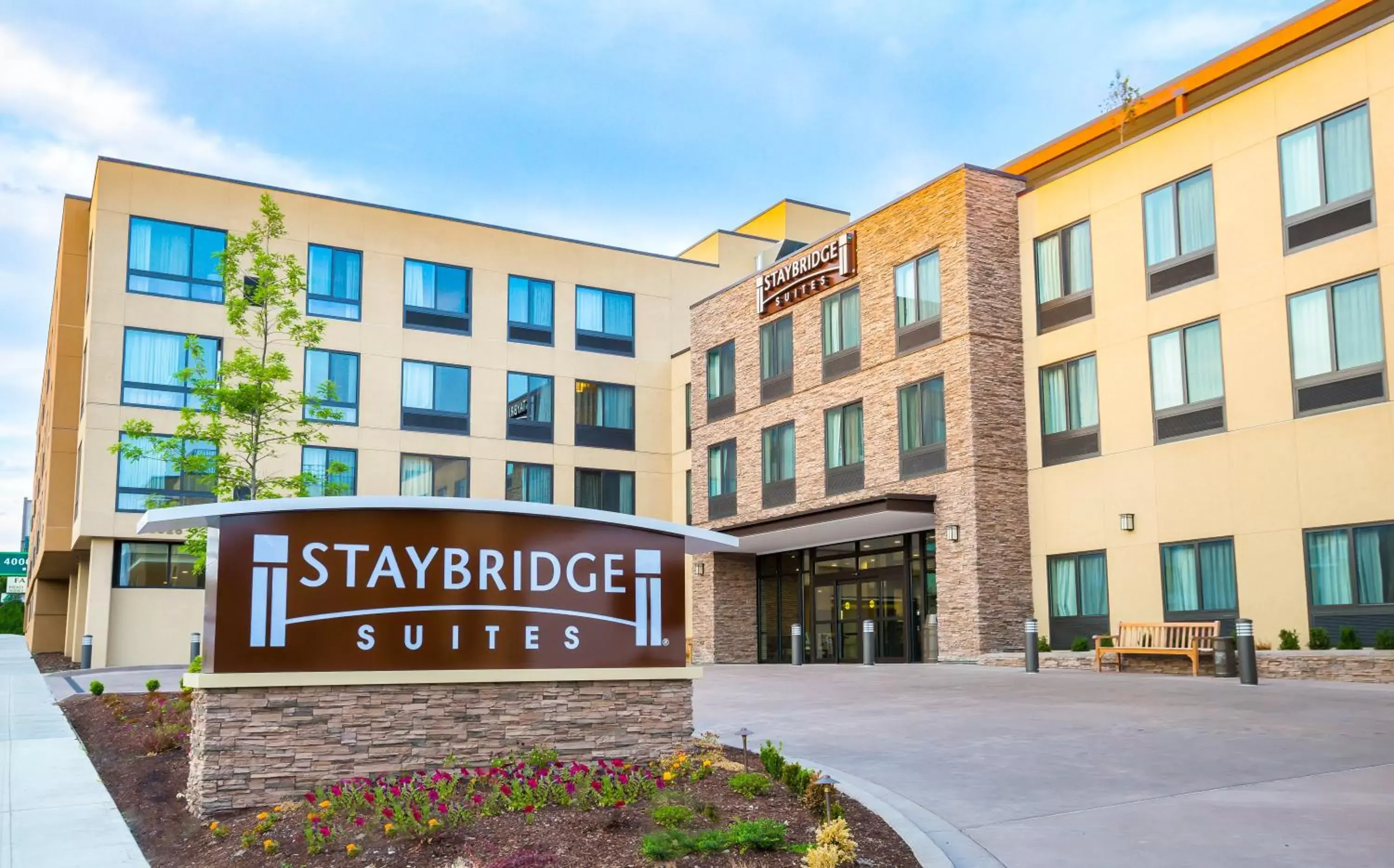 Property building in Staybridge Suites Seattle - Fremont by IHG Property building in Staybridge Suites Seattle - Fremont by IHG