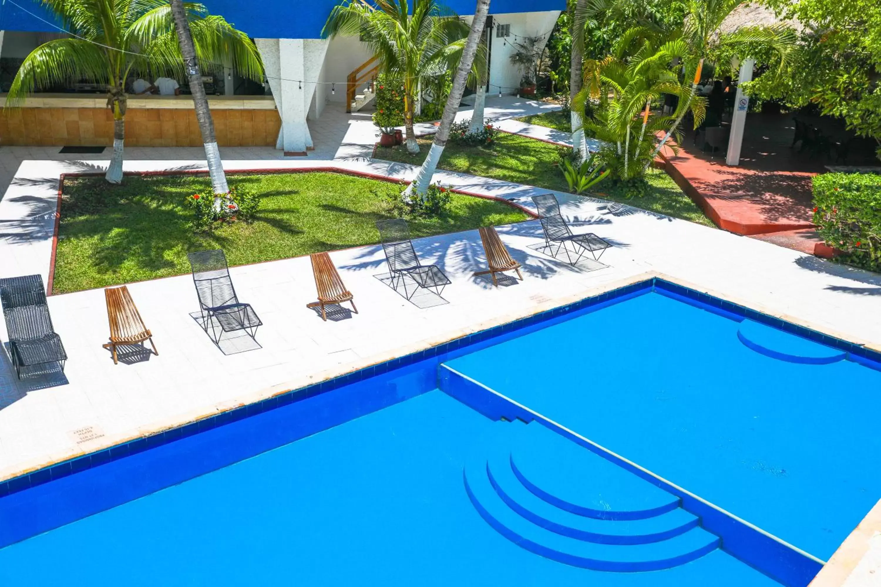Garden, Pool View in Hotel Caribe Internacional Cancun