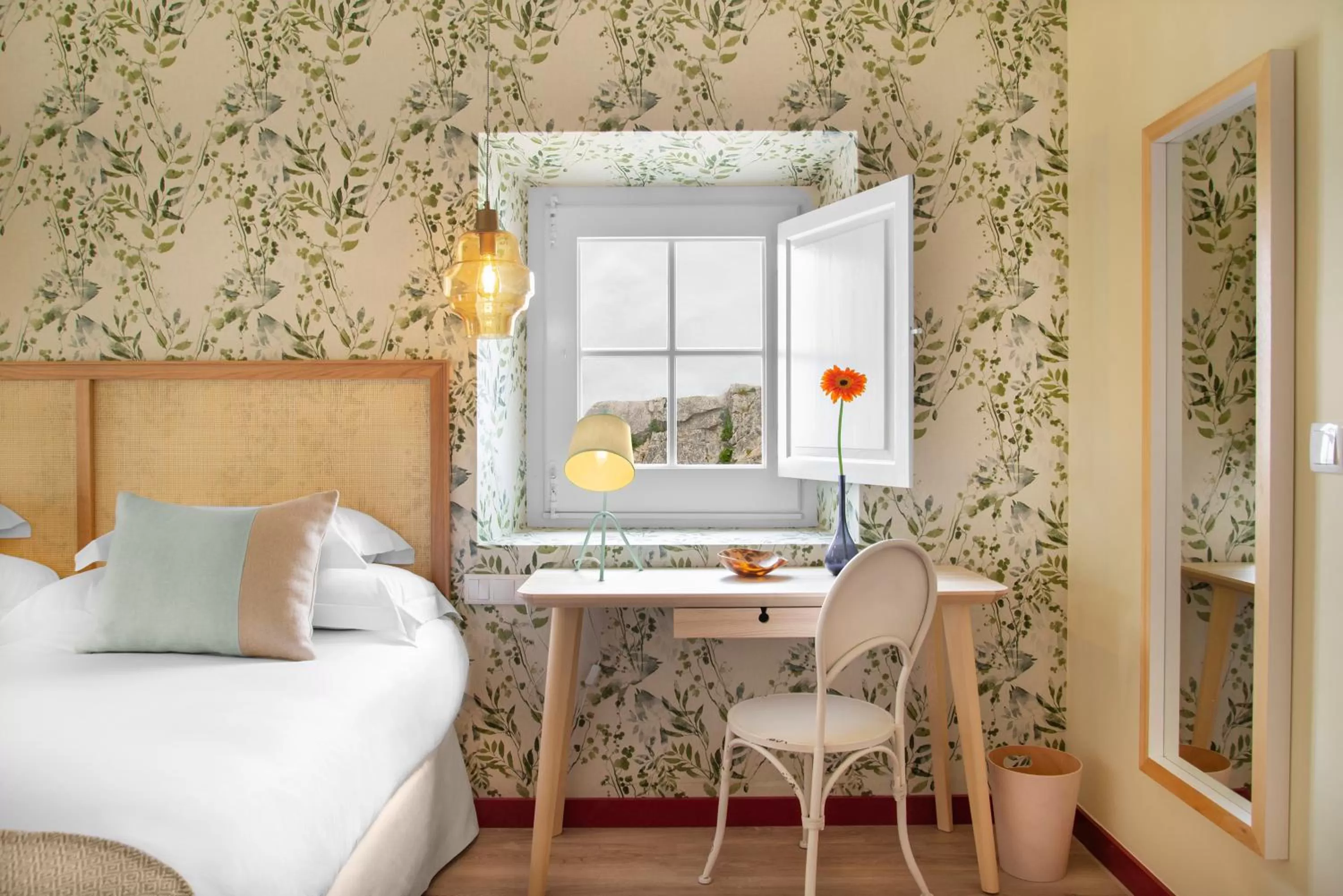 Decorative detail, Bed in Casa Lidador - Obidos