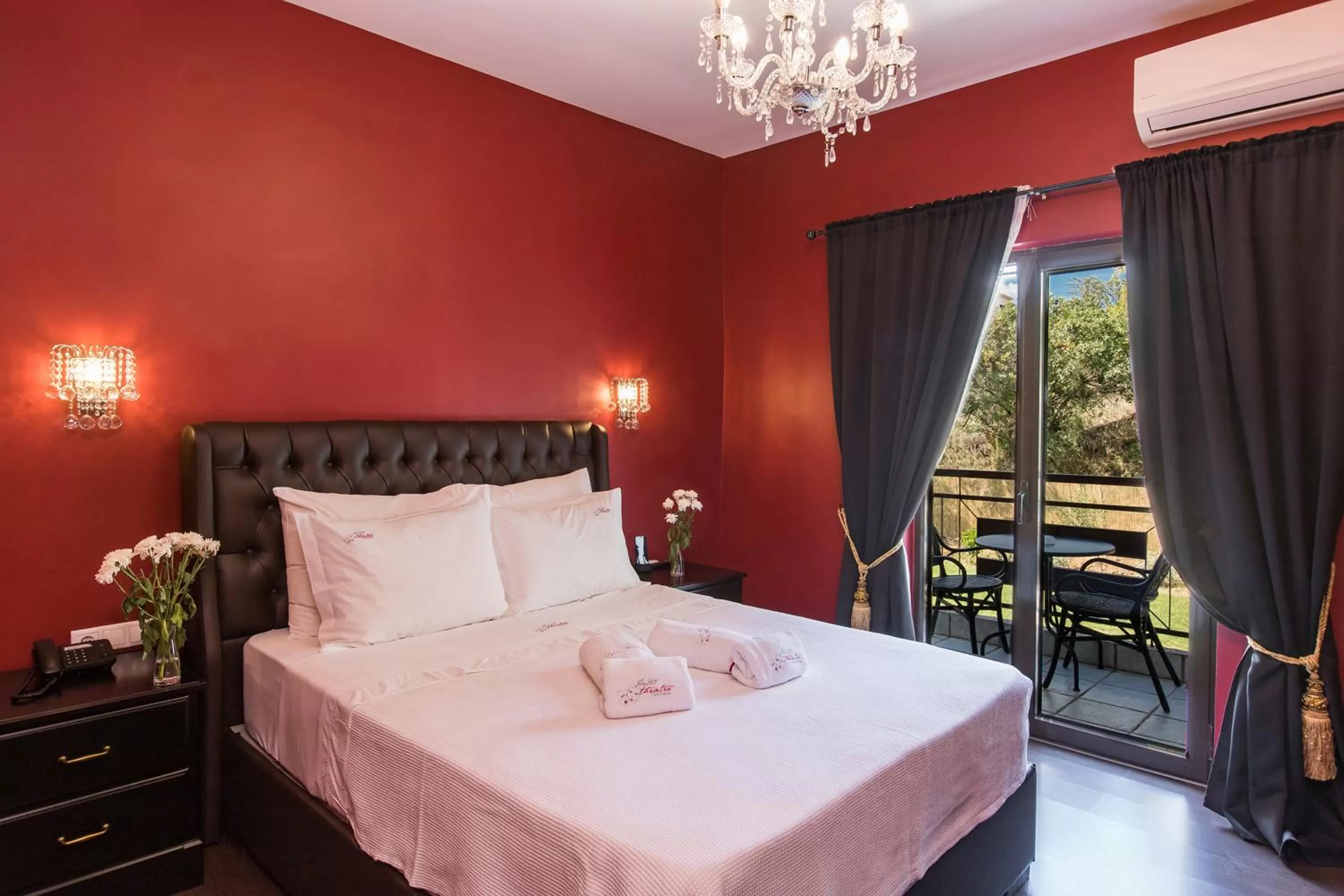 Bedroom, Bed in Theatro Hotel Odysseon