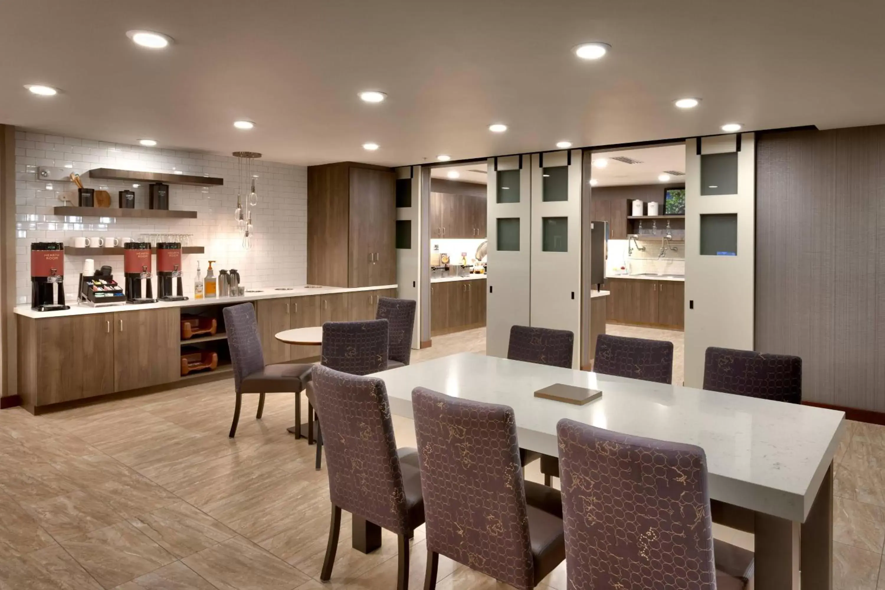 Breakfast, Restaurant/Places to Eat in Residence Inn by Marriott Salt Lake City-West Jordan