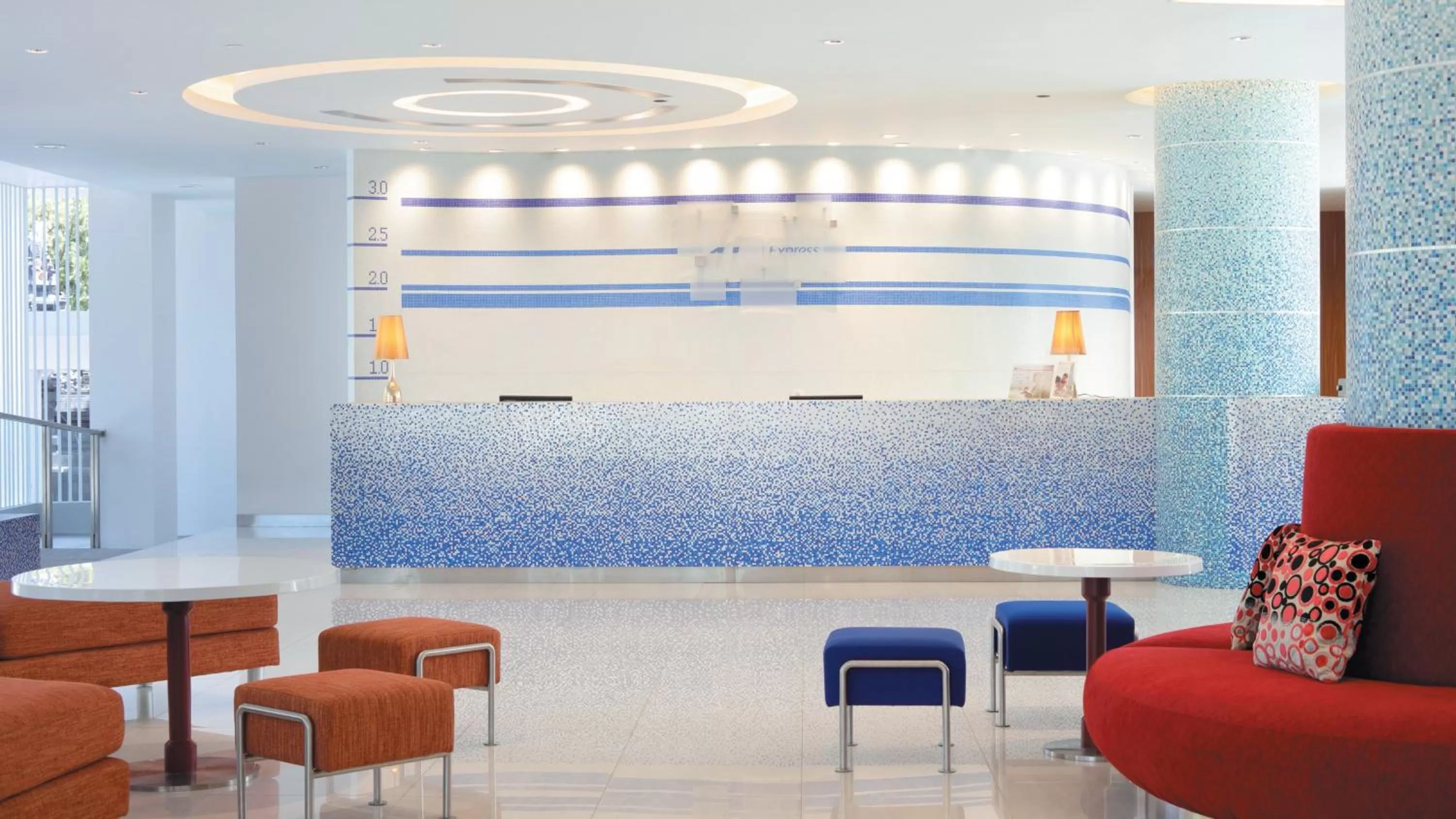 Property building in Holiday Inn Express Baruna by IHG