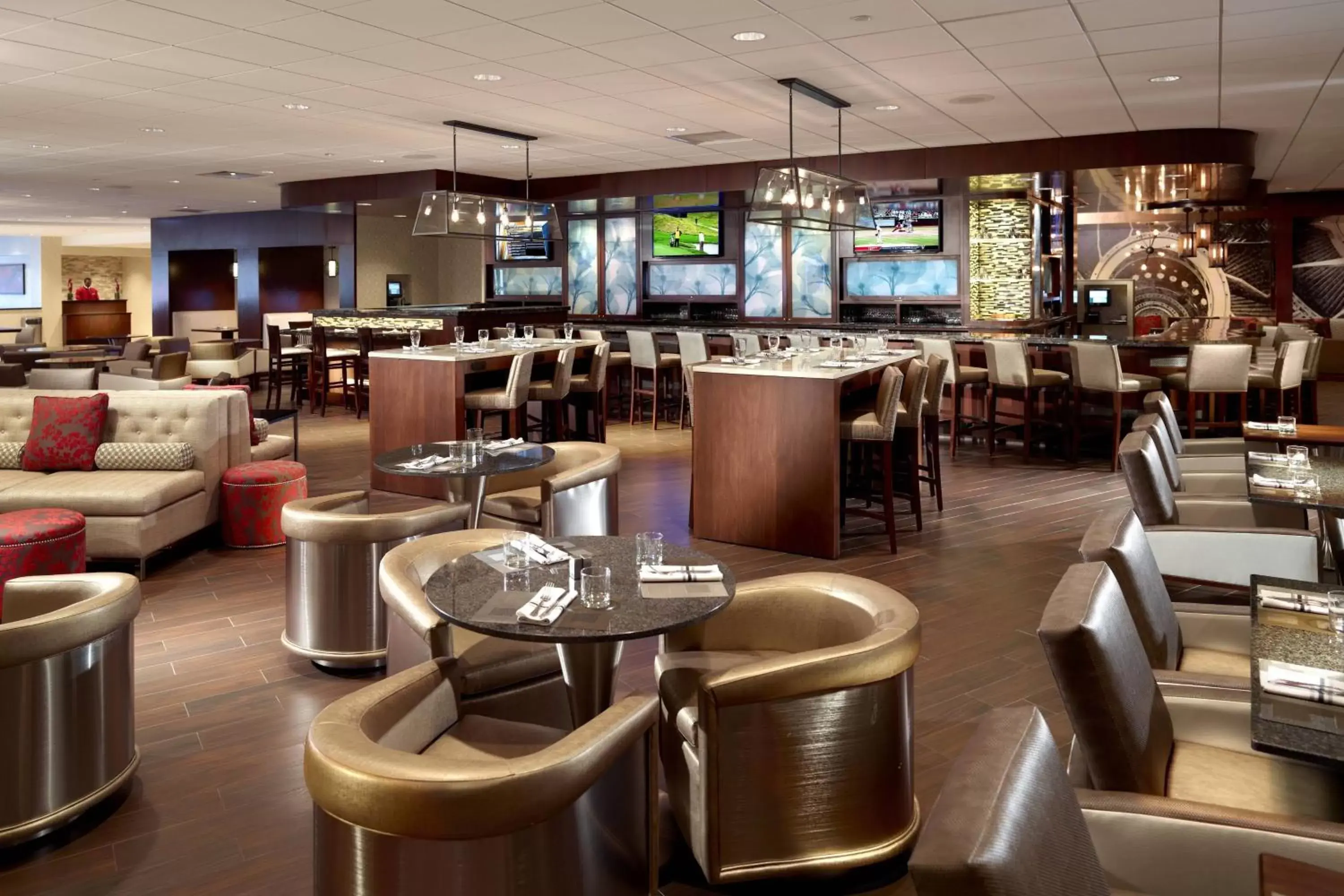 Restaurant/Places to Eat in Atlanta Airport Marriott