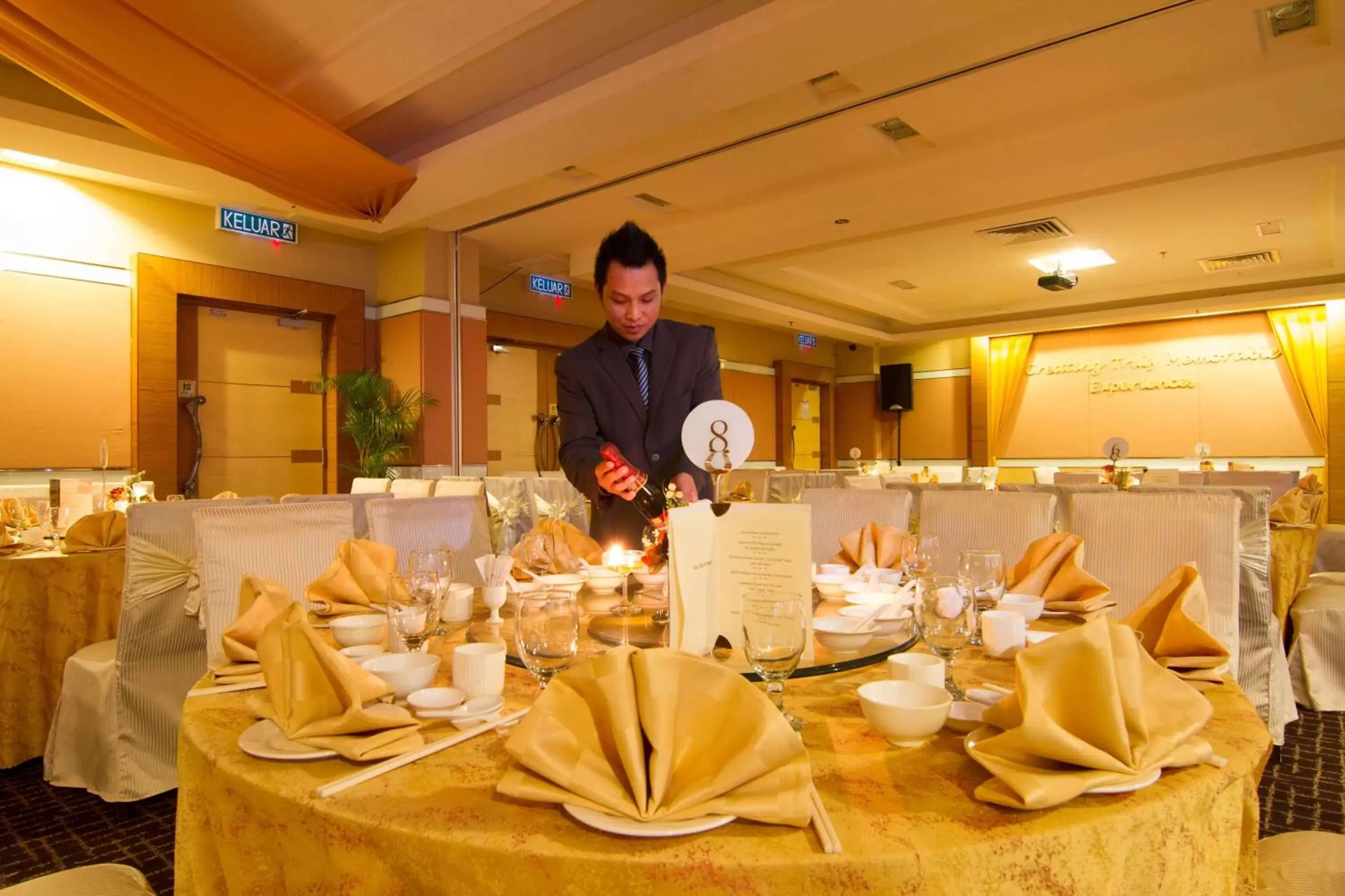 Banquet/Function facilities in New World Suites