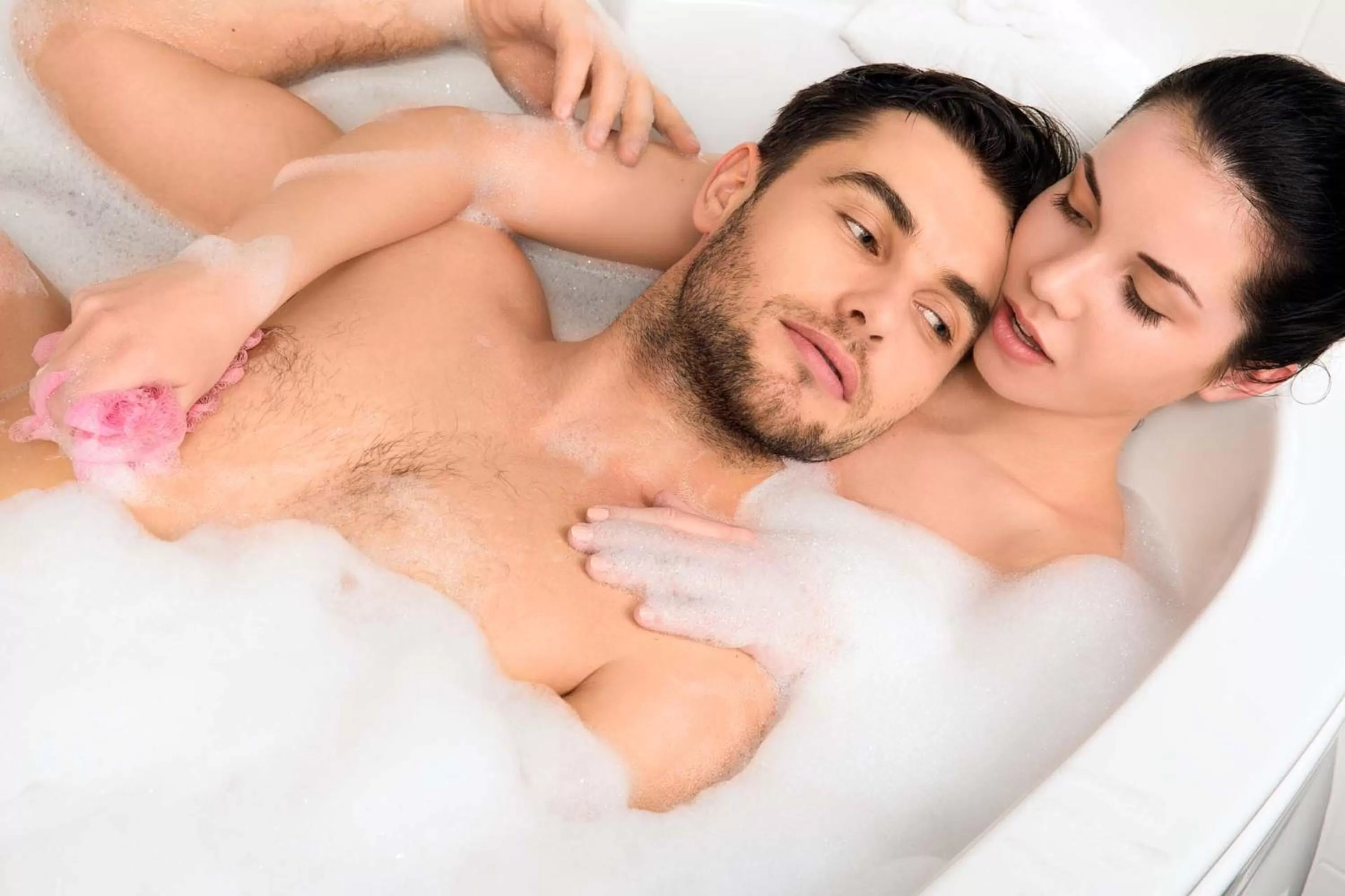 Hot Tub in YachtHotel Helvetia Spa- und Wellnessdomizil