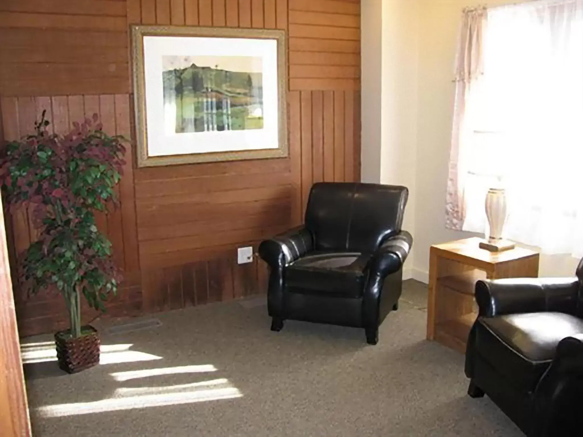 Seating Area in Americas Best Value Inn Webster City