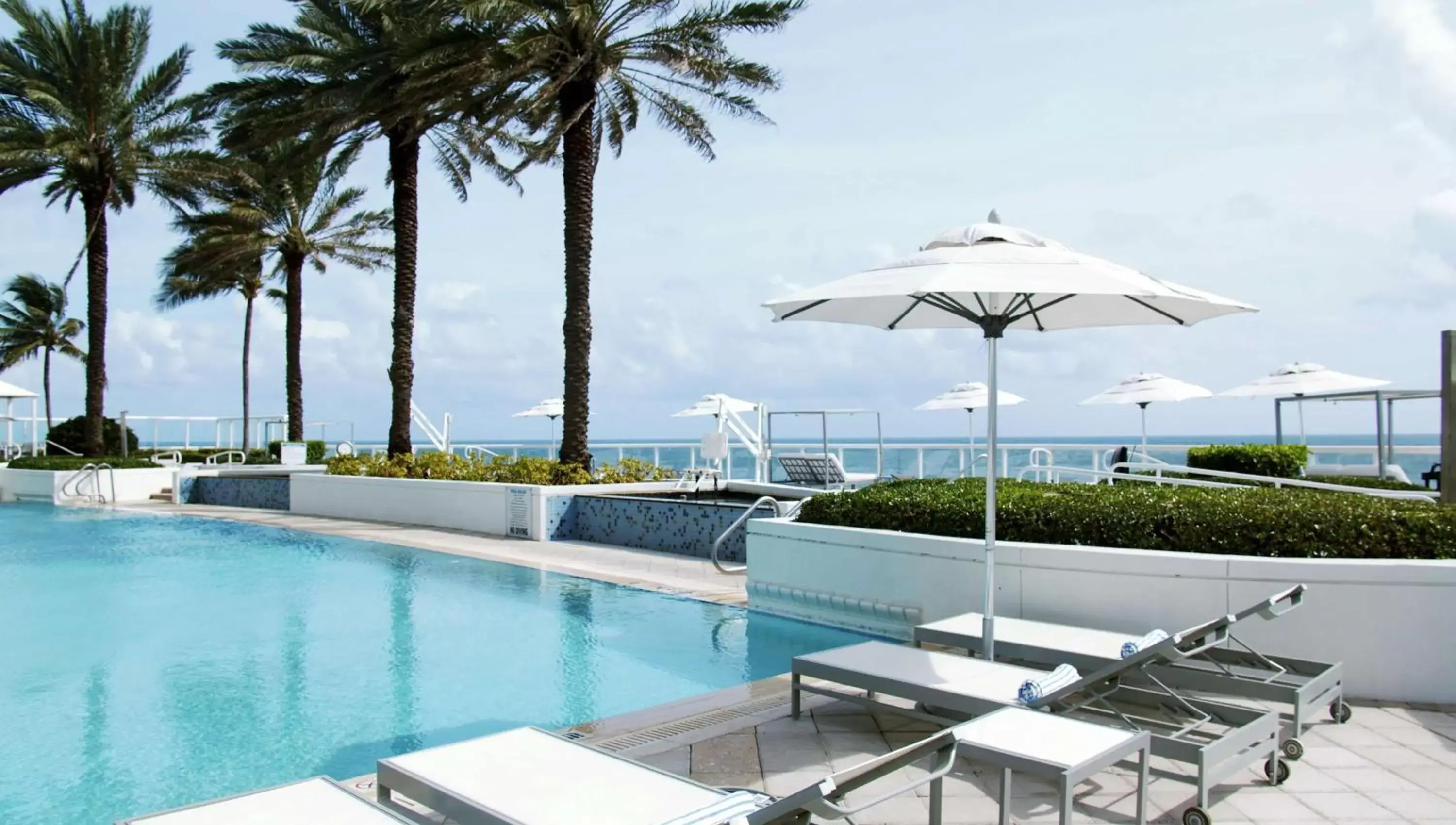 Pool view, Swimming Pool in Hilton Fort Lauderdale Beach Resort