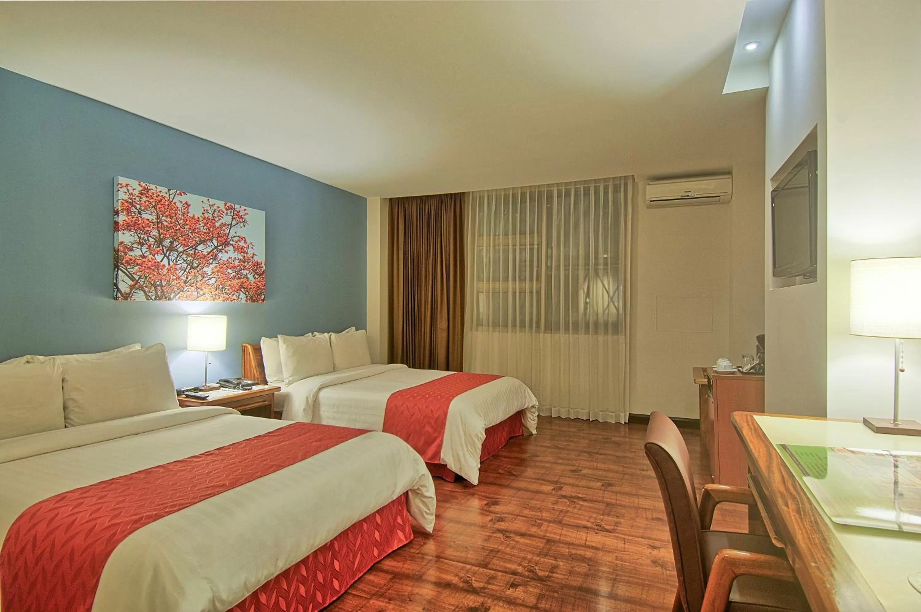 Coffee/tea facilities, Bed in Balmoral Hotel San José CR, Historic District