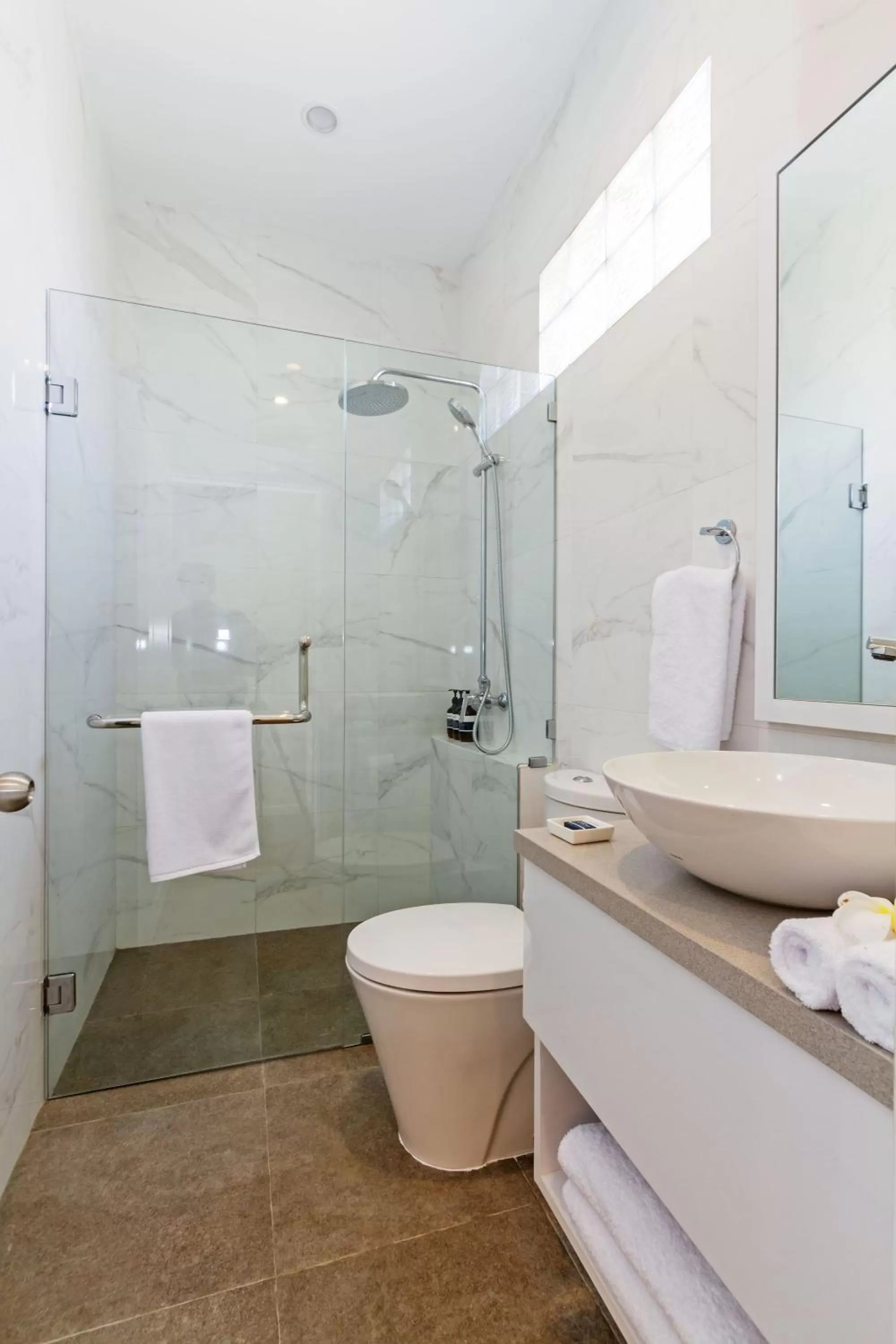 Toilet in Akaya Bali