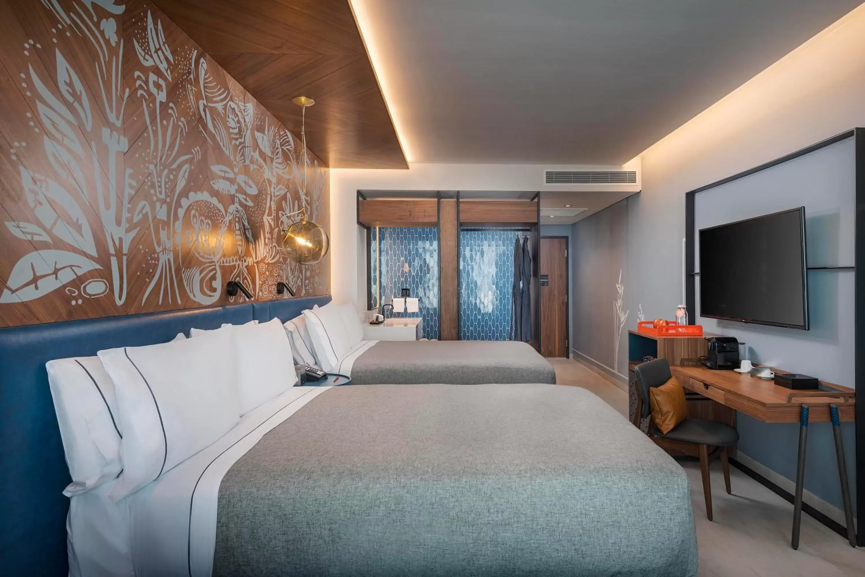 Bed in Canopy By Hilton Cancun La Isla