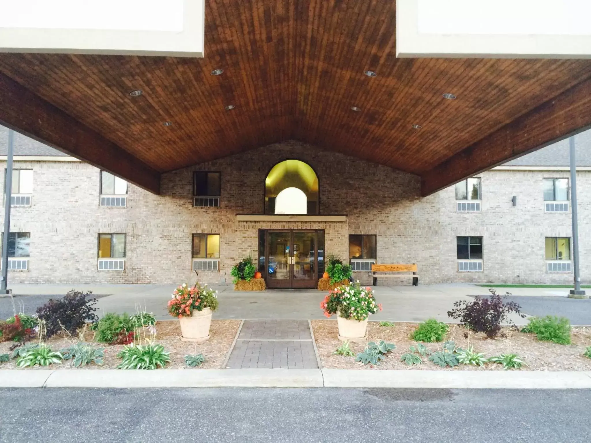 Facade/Entrance in All Seasons Resort