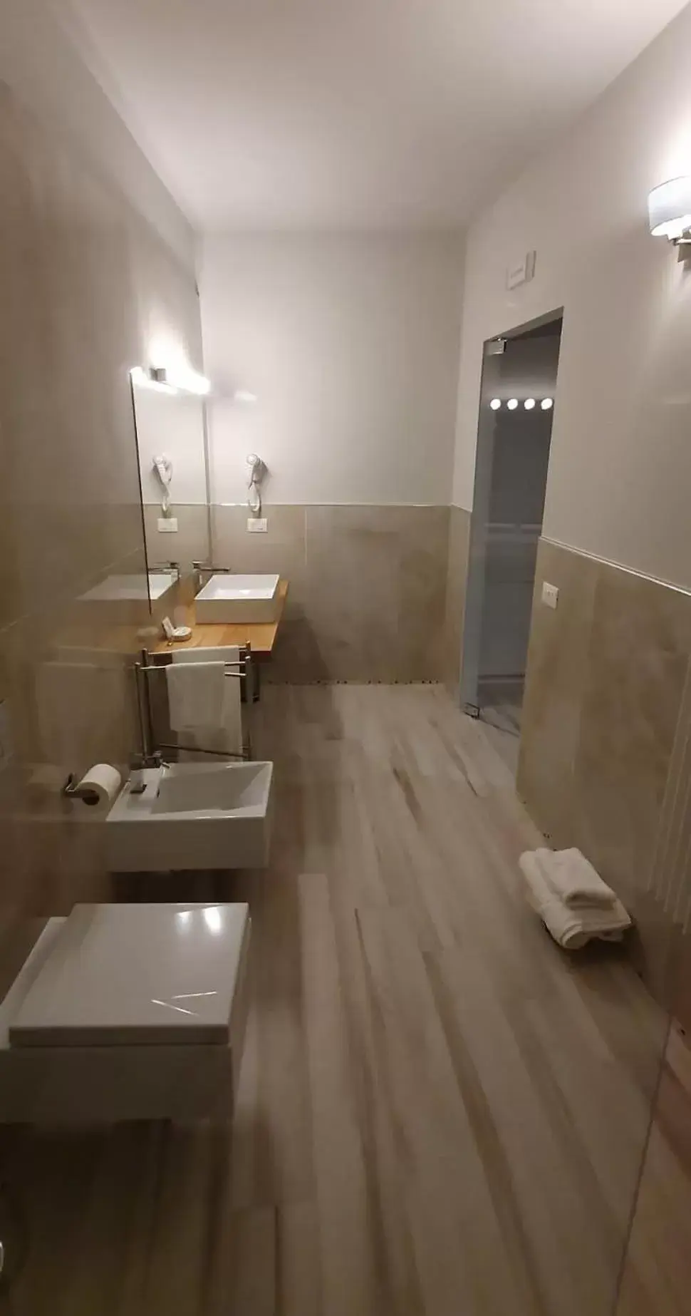 Shower, Bathroom in Le Suite