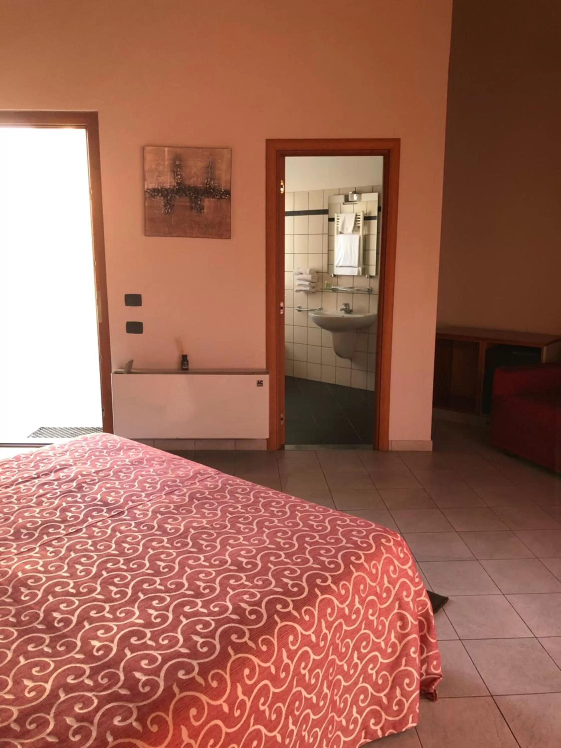 Bed in AgriCamping AlbaVillage Hotel & Wellness