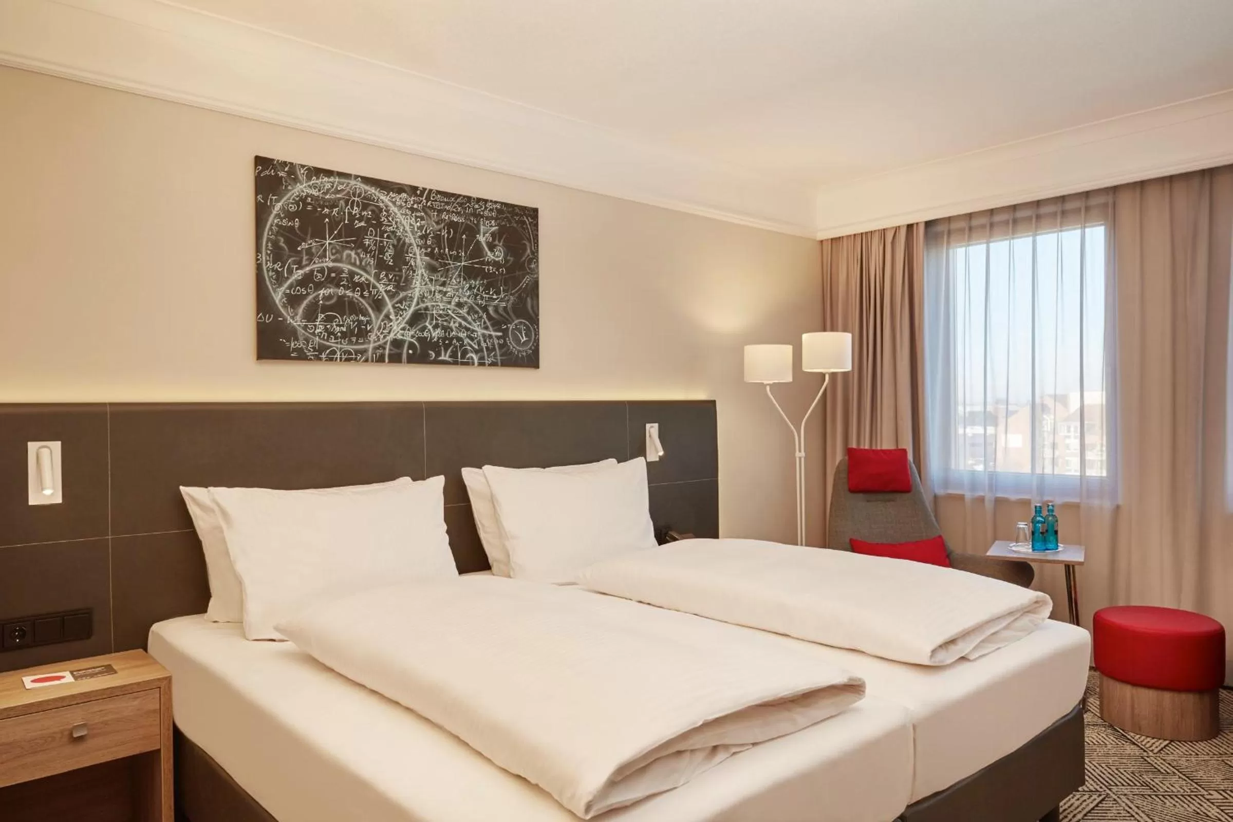 Photo of the whole room, Bed in H4 Hotel Hannover Messe, Trademark Collection by Wyndham
