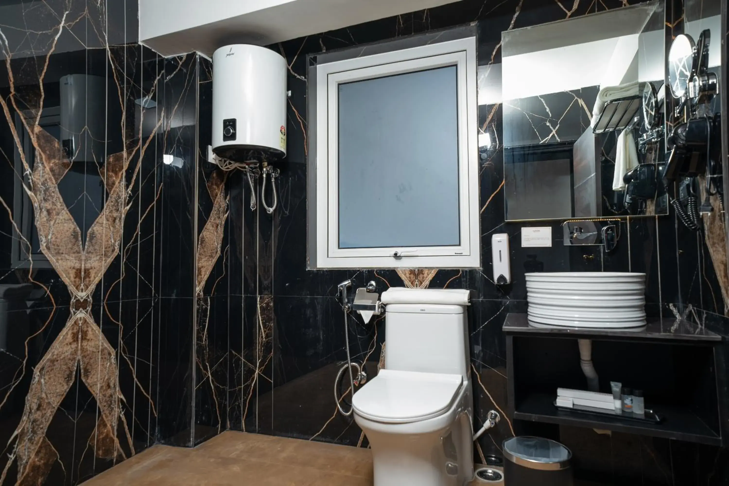 Shower, Bathroom in The West Gate Posada By Summit