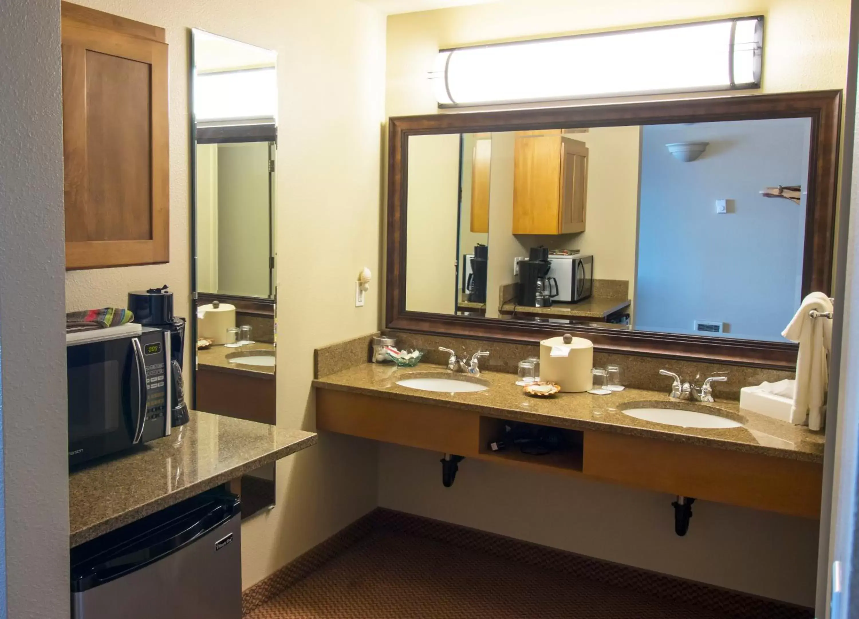 Bathroom in Overleaf Lodge