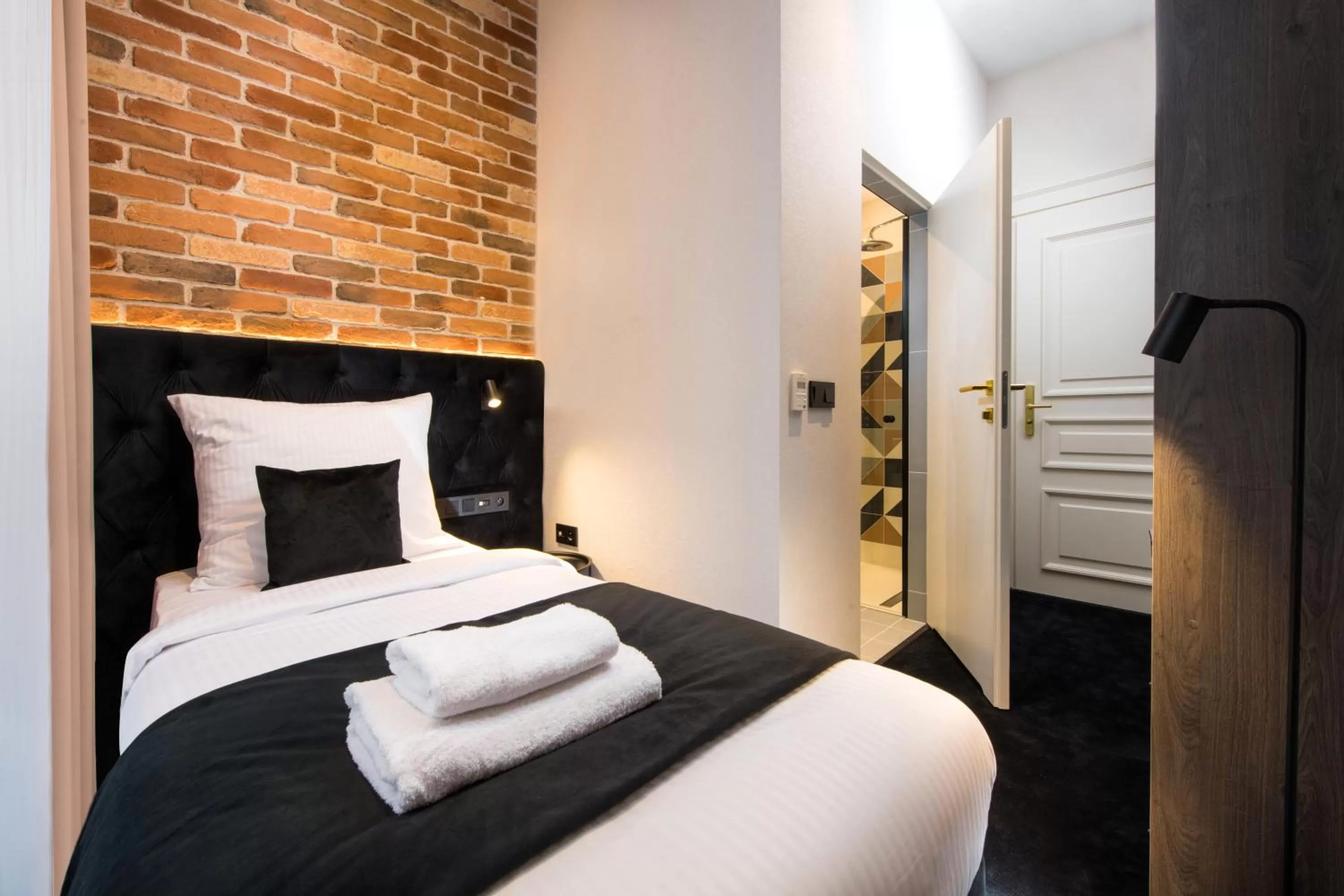 Bedroom, Bed in Hotel Krupnicza 30