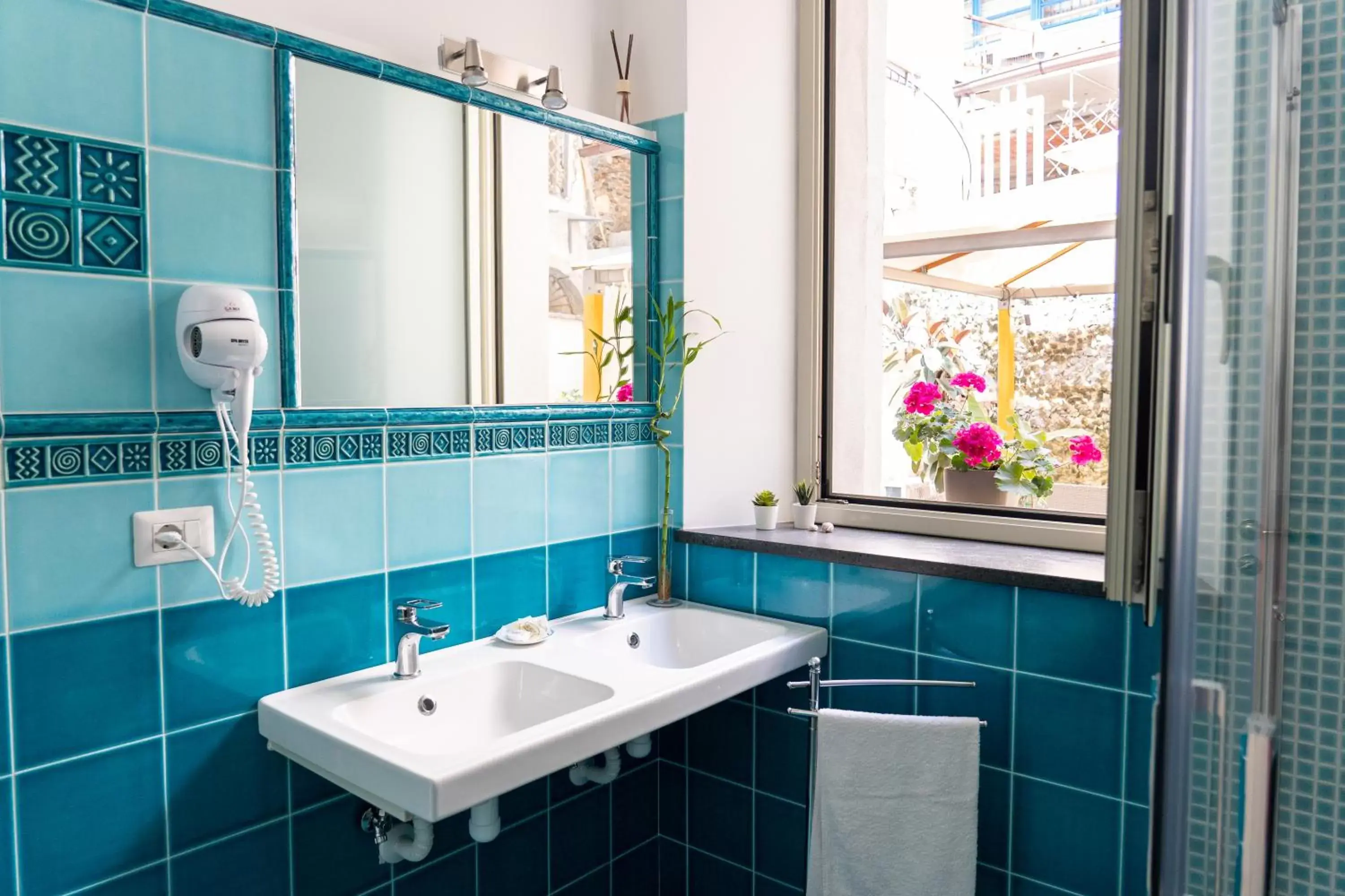 Shower, Bathroom in B&B Portosalvo