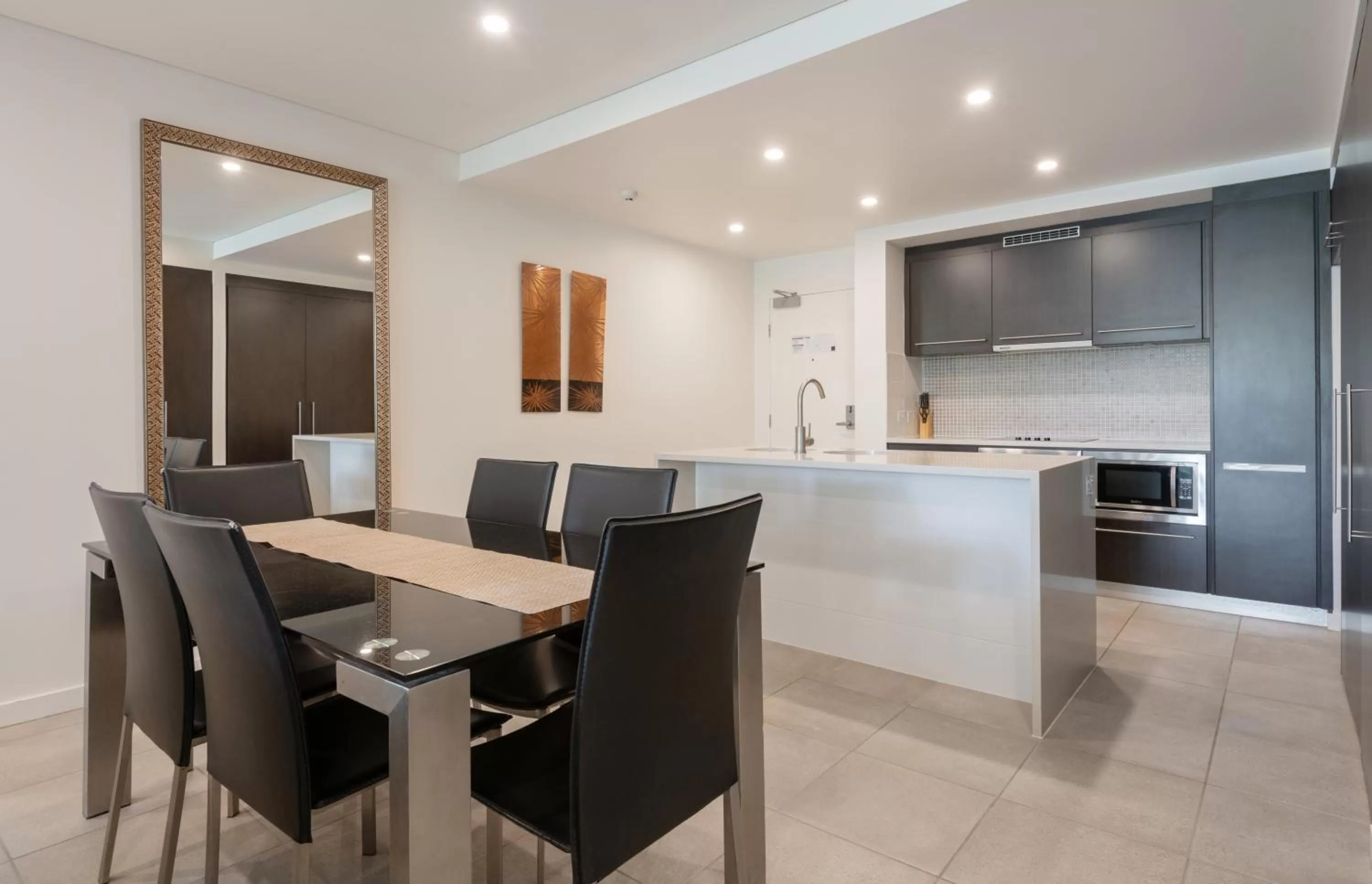 Dining Area in Port Douglas Private Apartments in Temple