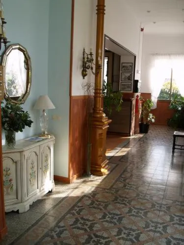 Decorative detail in Hotel Hostal del Sol