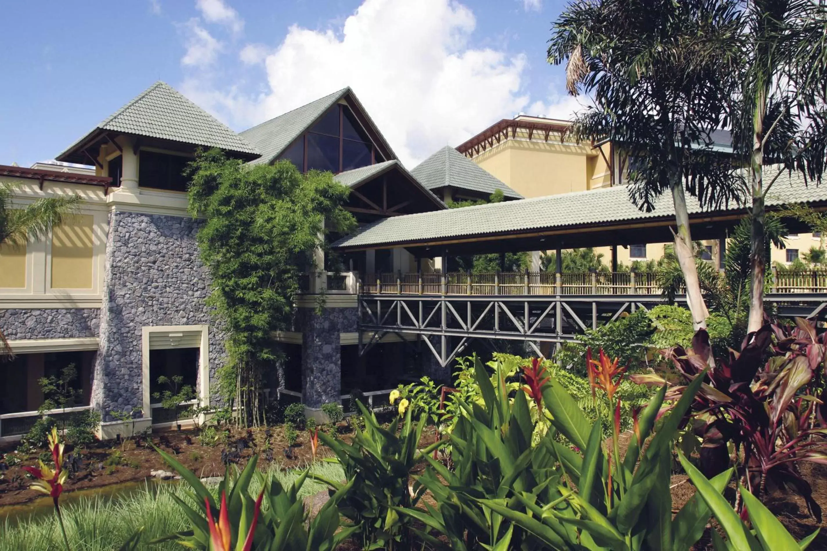 Facade/entrance in Universal's Loews Royal Pacific Resort Facade/entrance in Universal's Loews Royal Pacific Resort