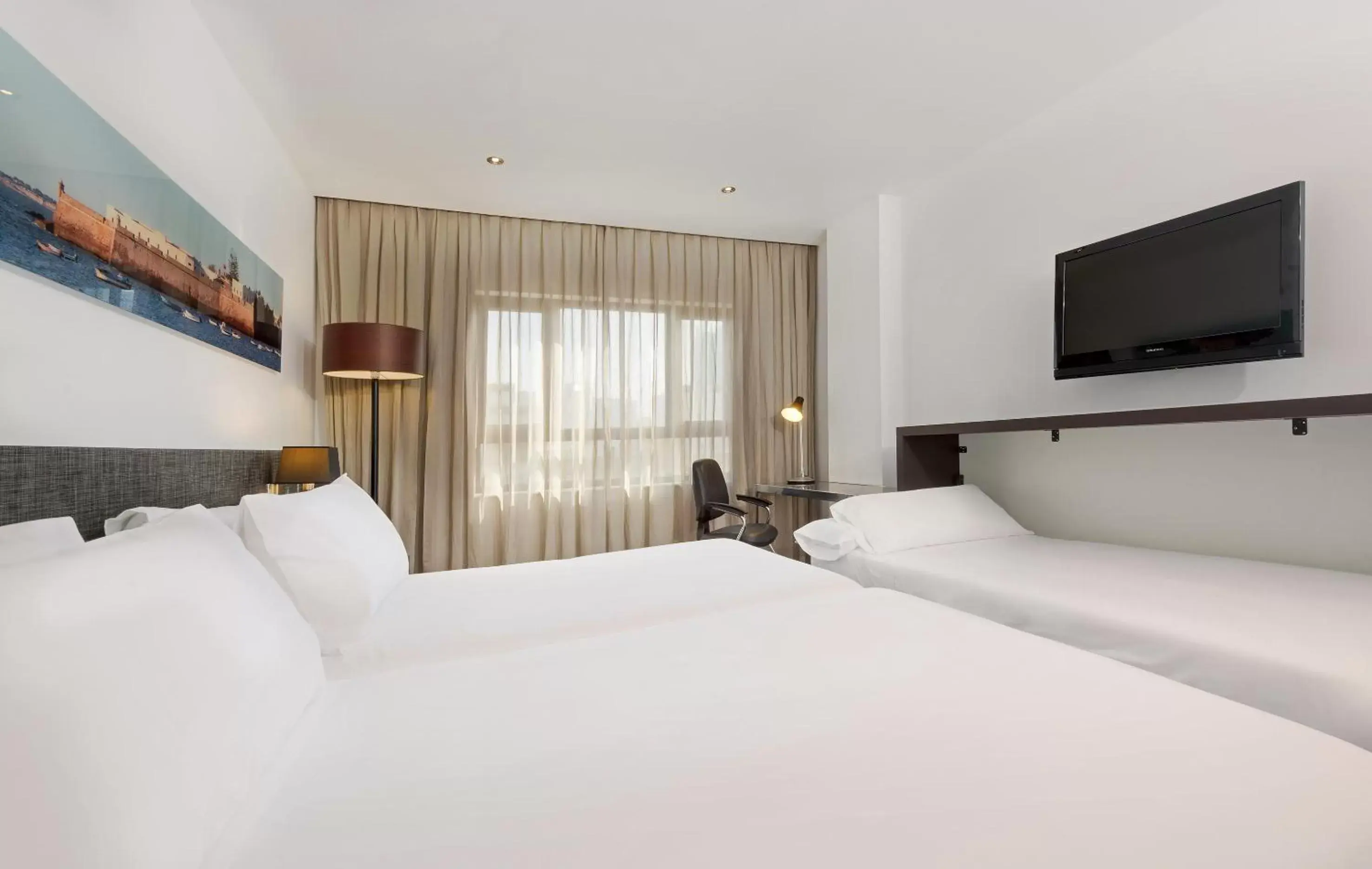 Photo of the whole room, Bed in Hotel Cádiz Paseo del Mar, Affiliated by Meliá