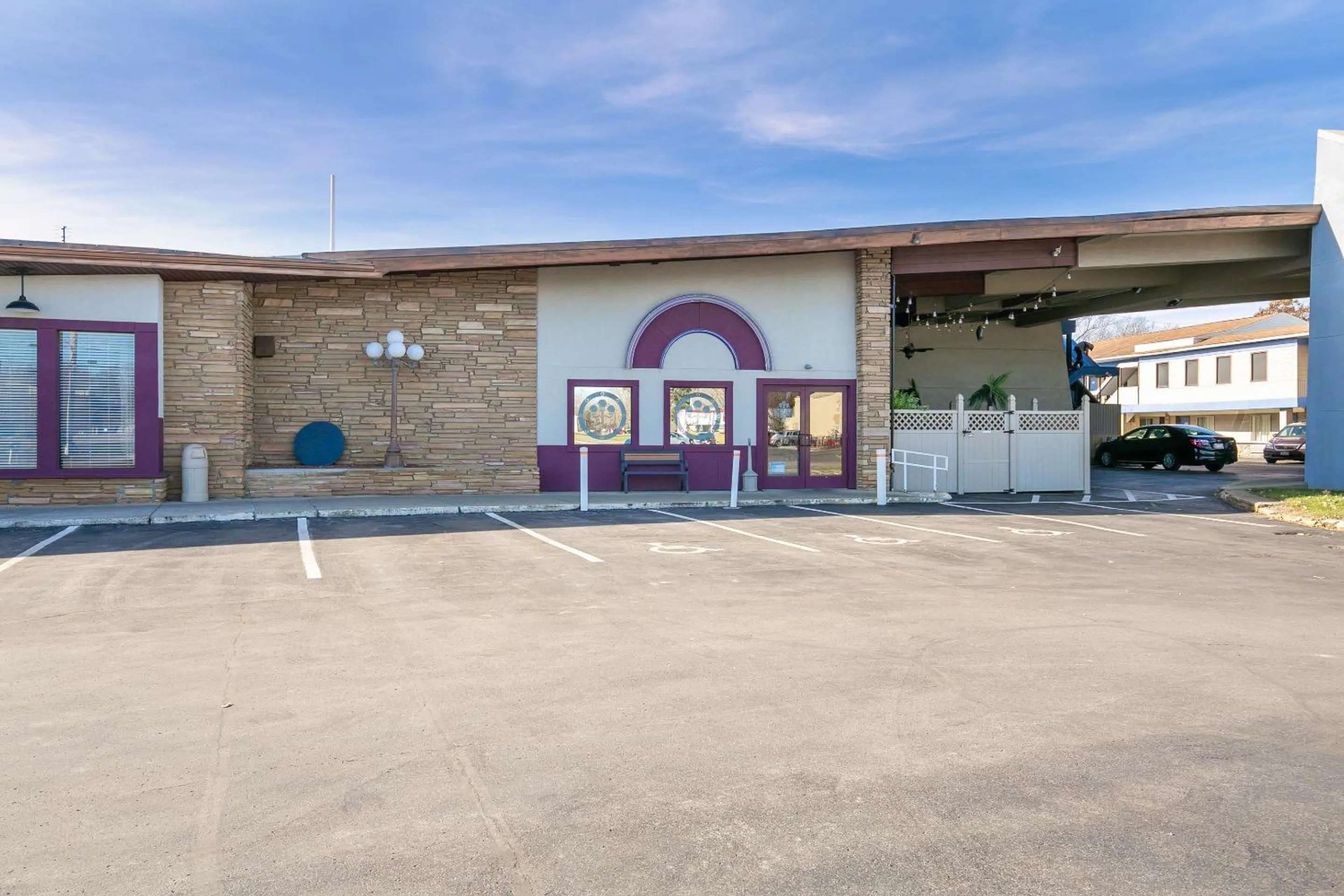 Facade/entrance in FairBridge Inn Express North Lima
