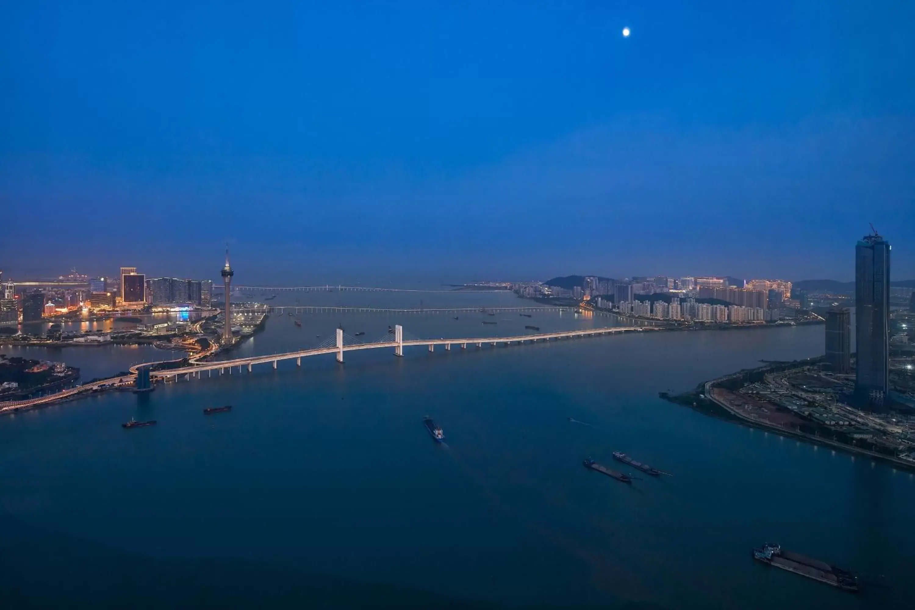 Photo of the whole room, Bird's-eye View in The St. Regis Zhuhai