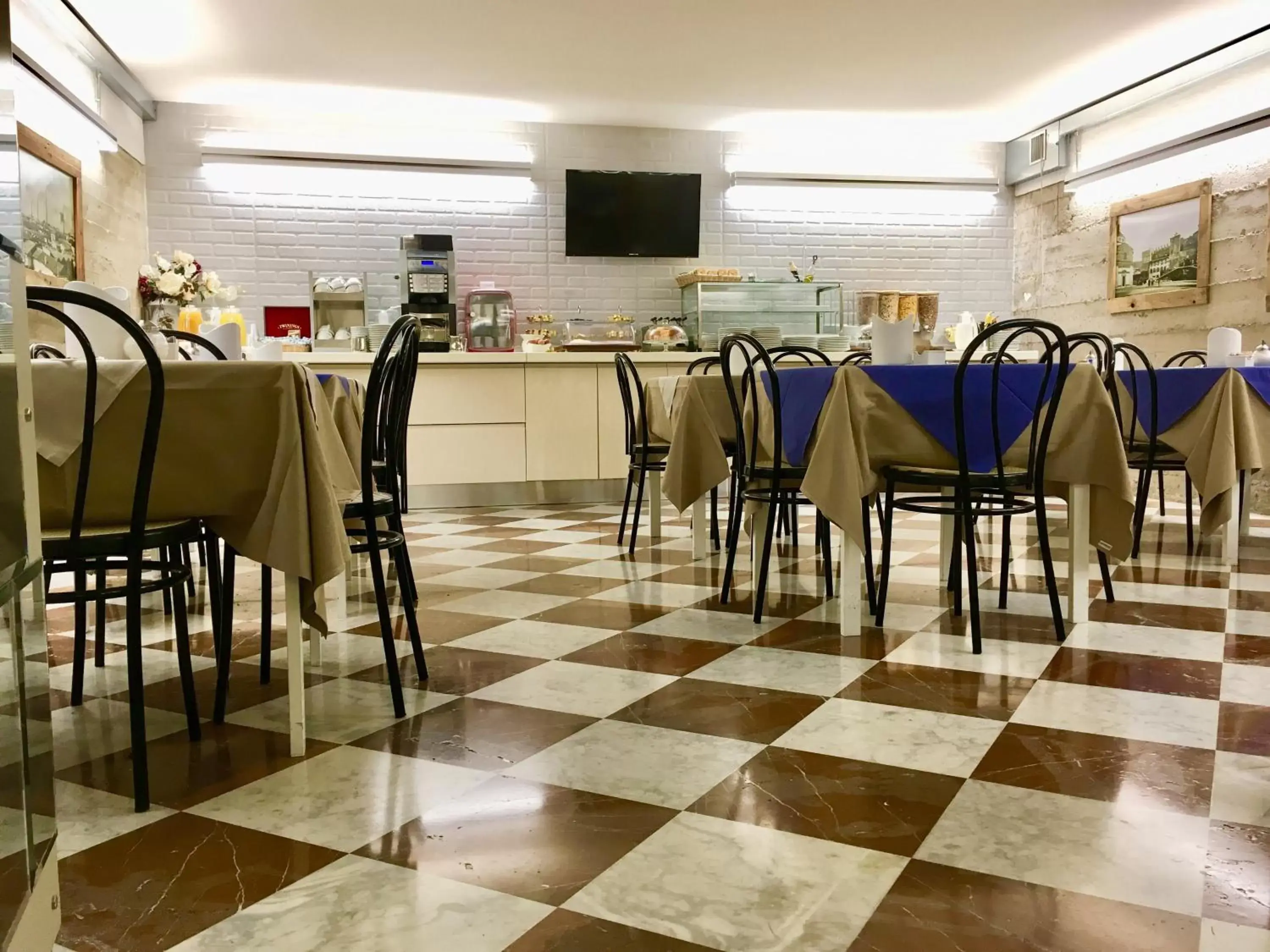 Breakfast, Restaurant/Places to Eat in Hotel San Marco