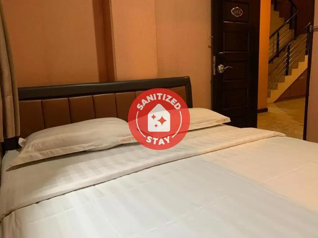 Bed in Hotel Rumah Shinta