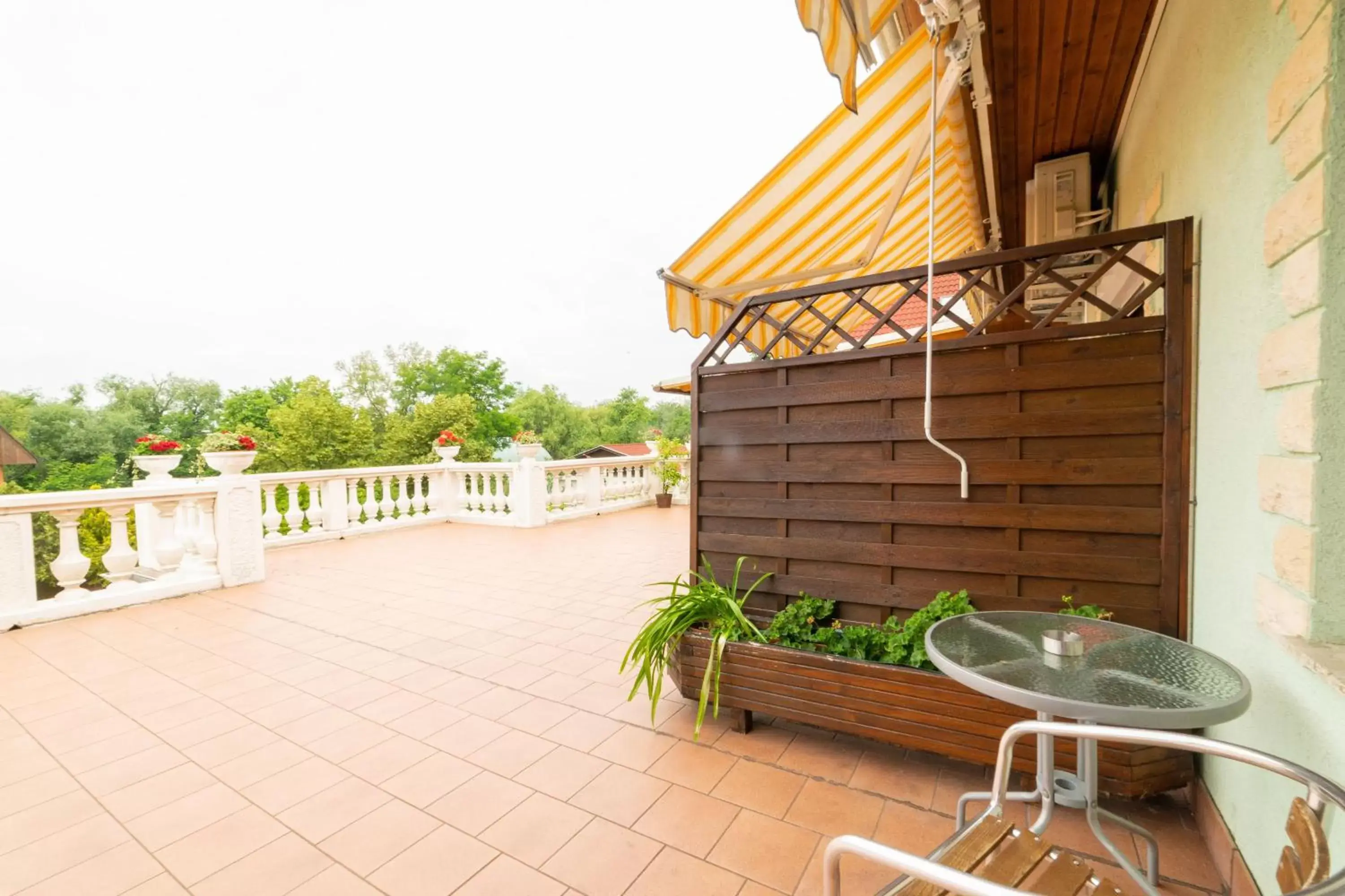 Patio, Balcony/Terrace in Le Rose Hotel