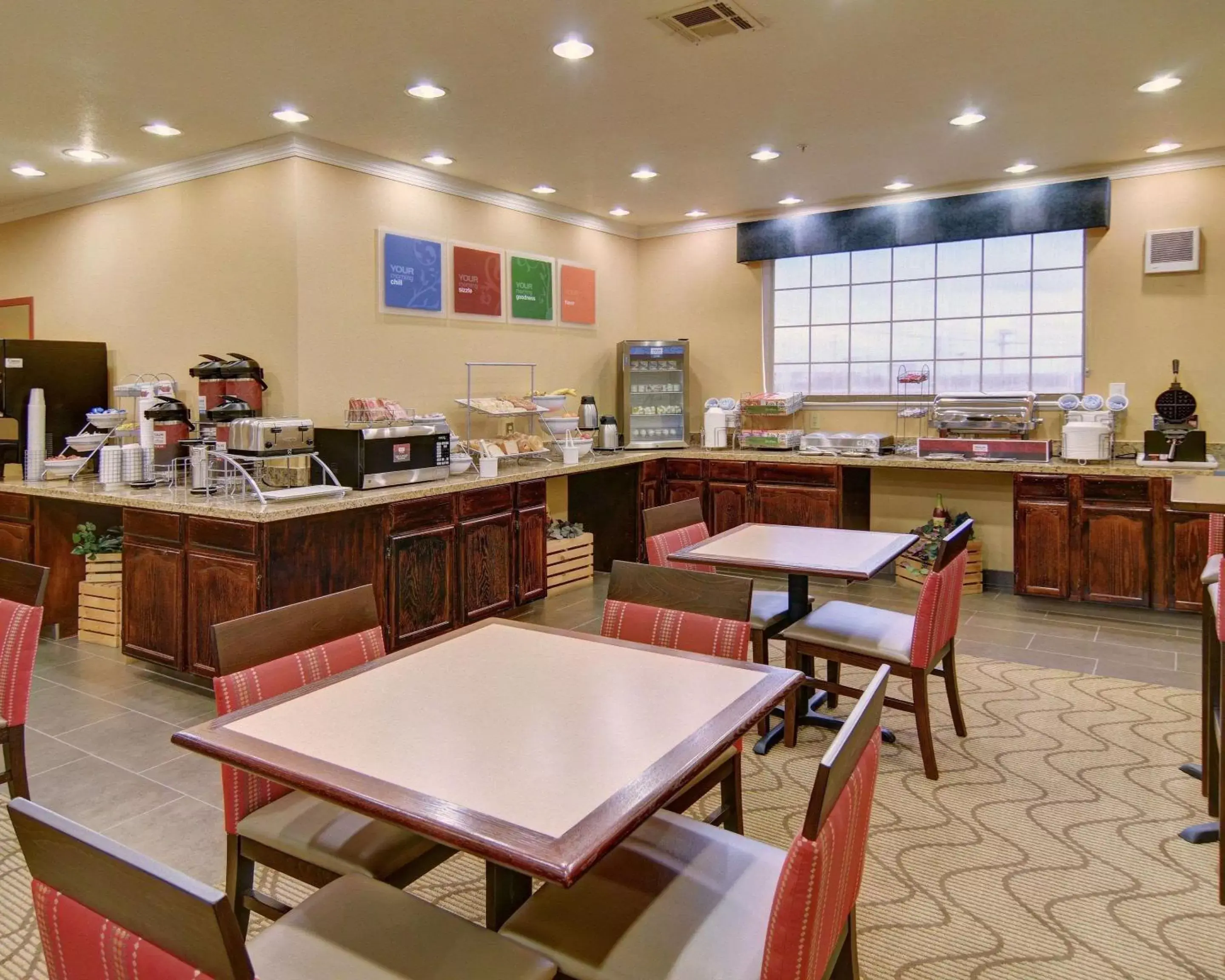 Restaurant/Places to Eat in Comfort Suites Roanoke - Fort Worth North