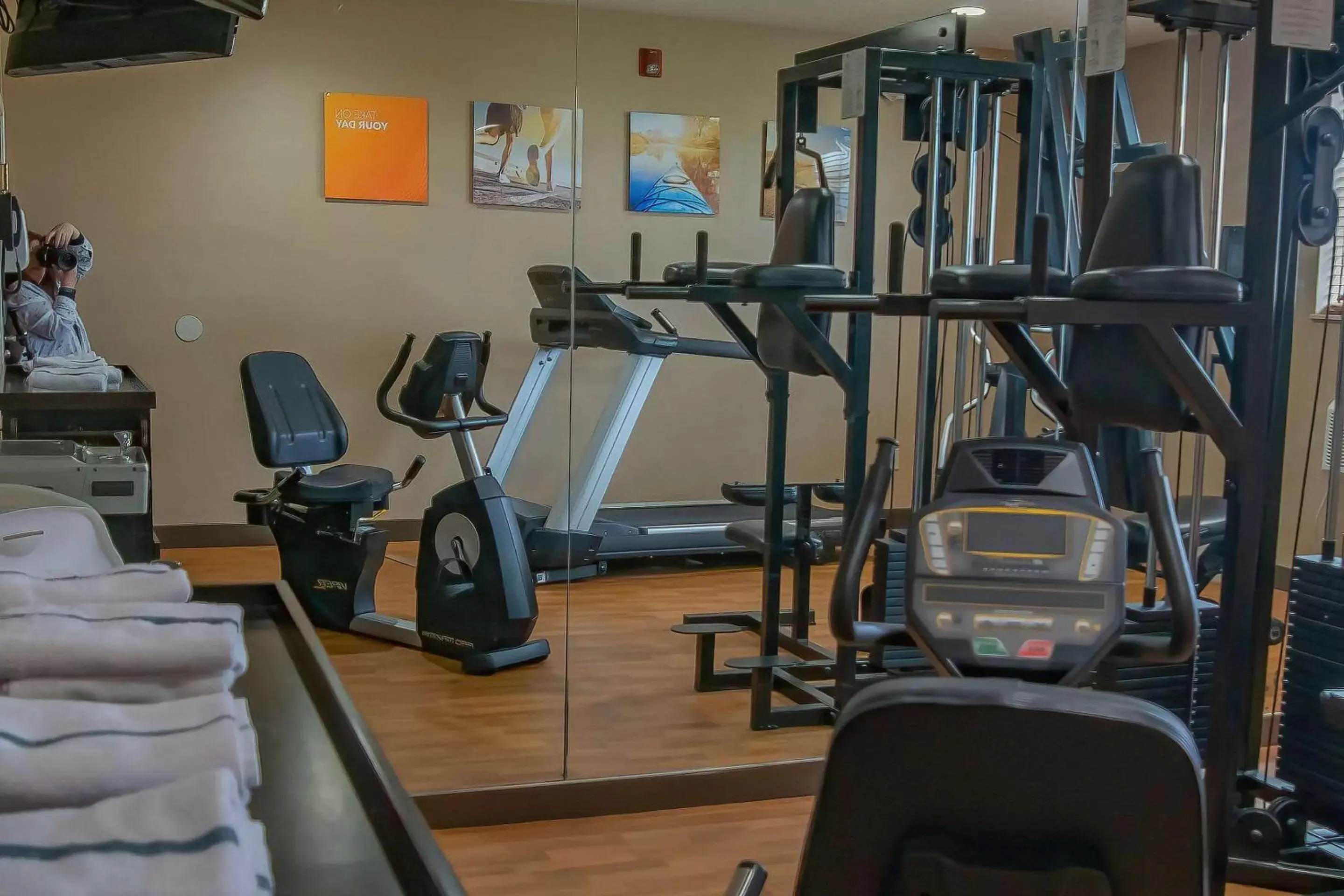 Fitness centre/facilities, Fitness Center/Facilities in Comfort Inn Near Ouabache State Park