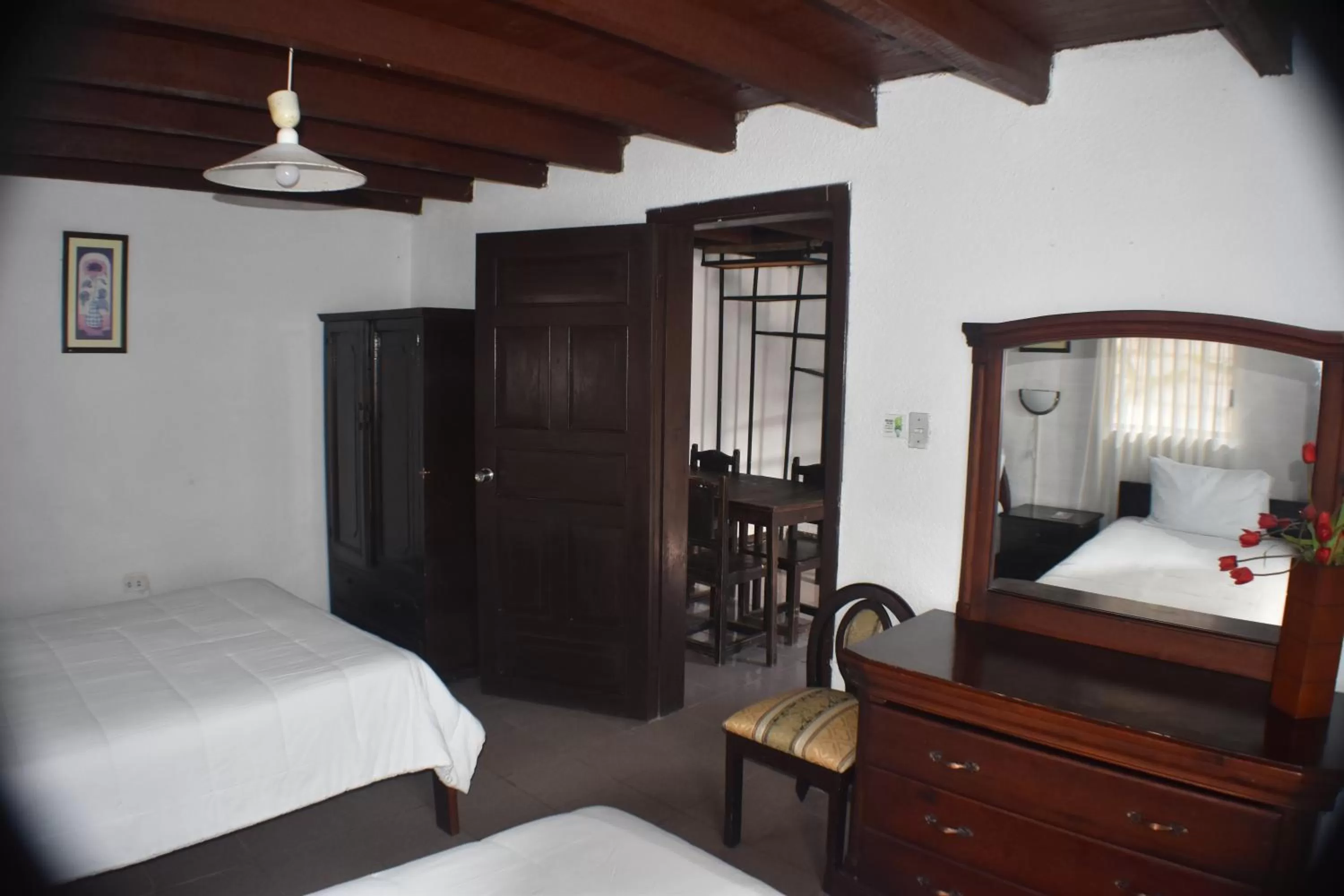 Photo of the whole room in Hosteria Casa Giralda