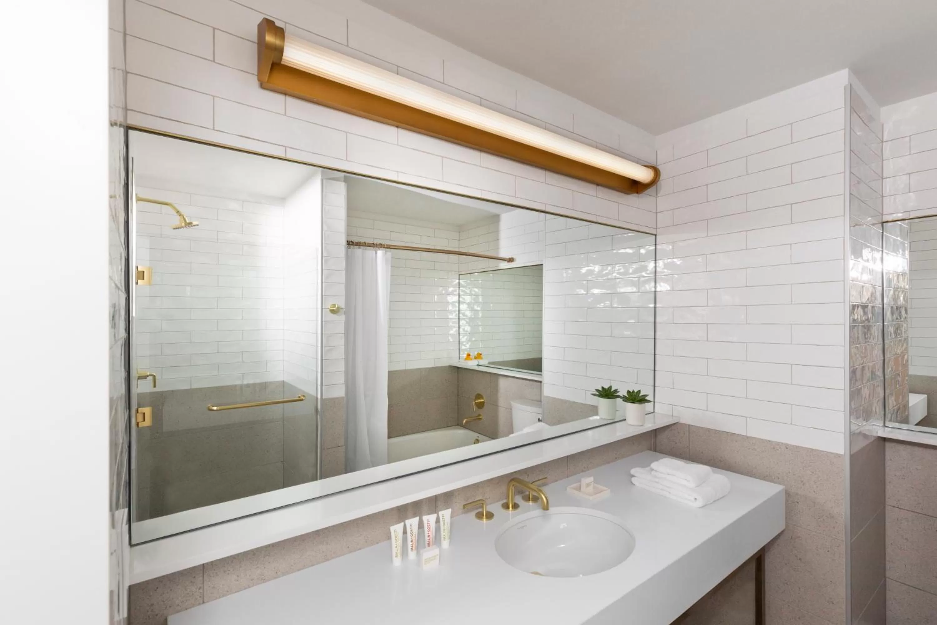 Bathroom in 21c Museum Hotel Chicago